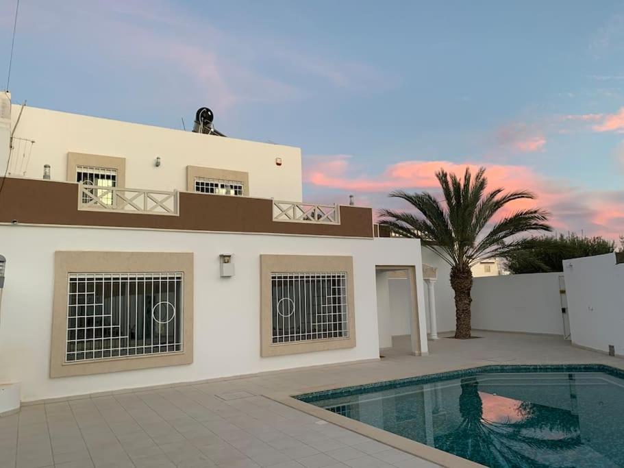 Midoun Vacations - Dar Midoun Villa with pool in center city - Property Image 27