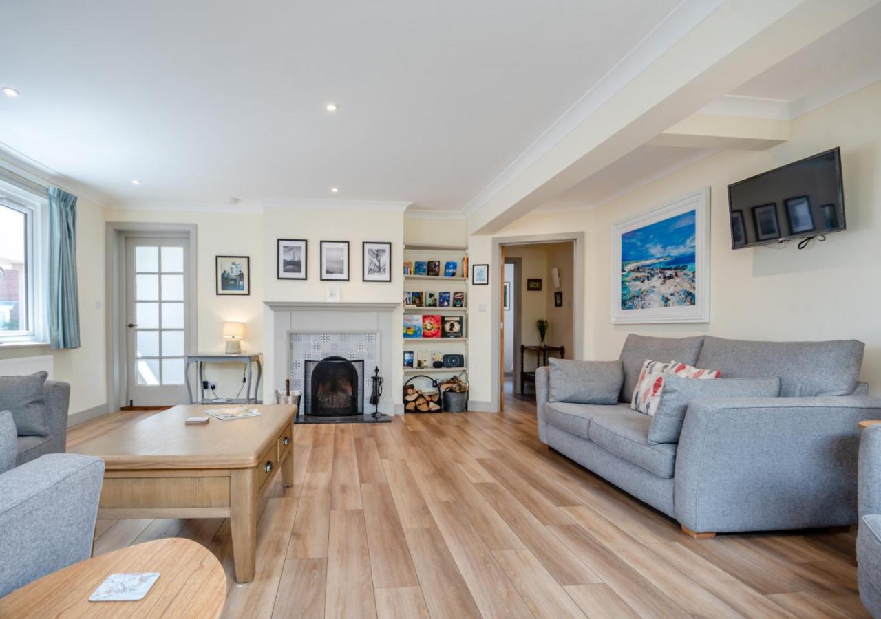 4 Bed in Aldeburgh oc-16faw