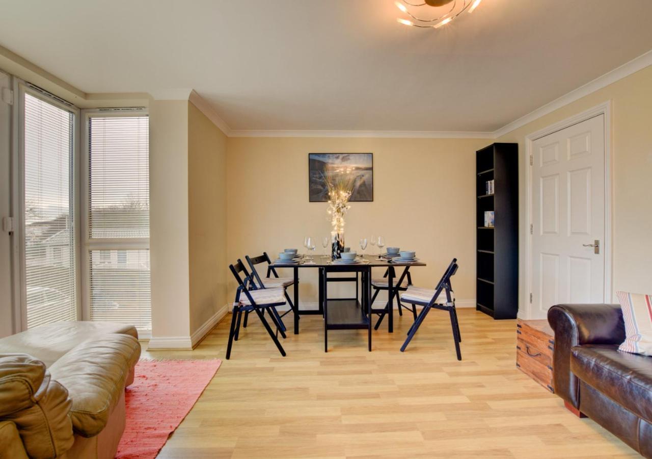 2 Bed in Weymouth oc-wy406 view 2