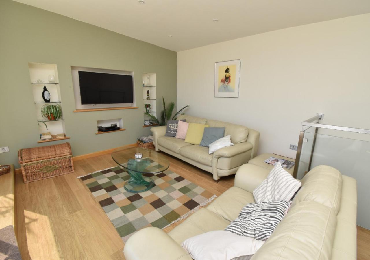 2 Bed in Swanage oc-wy610