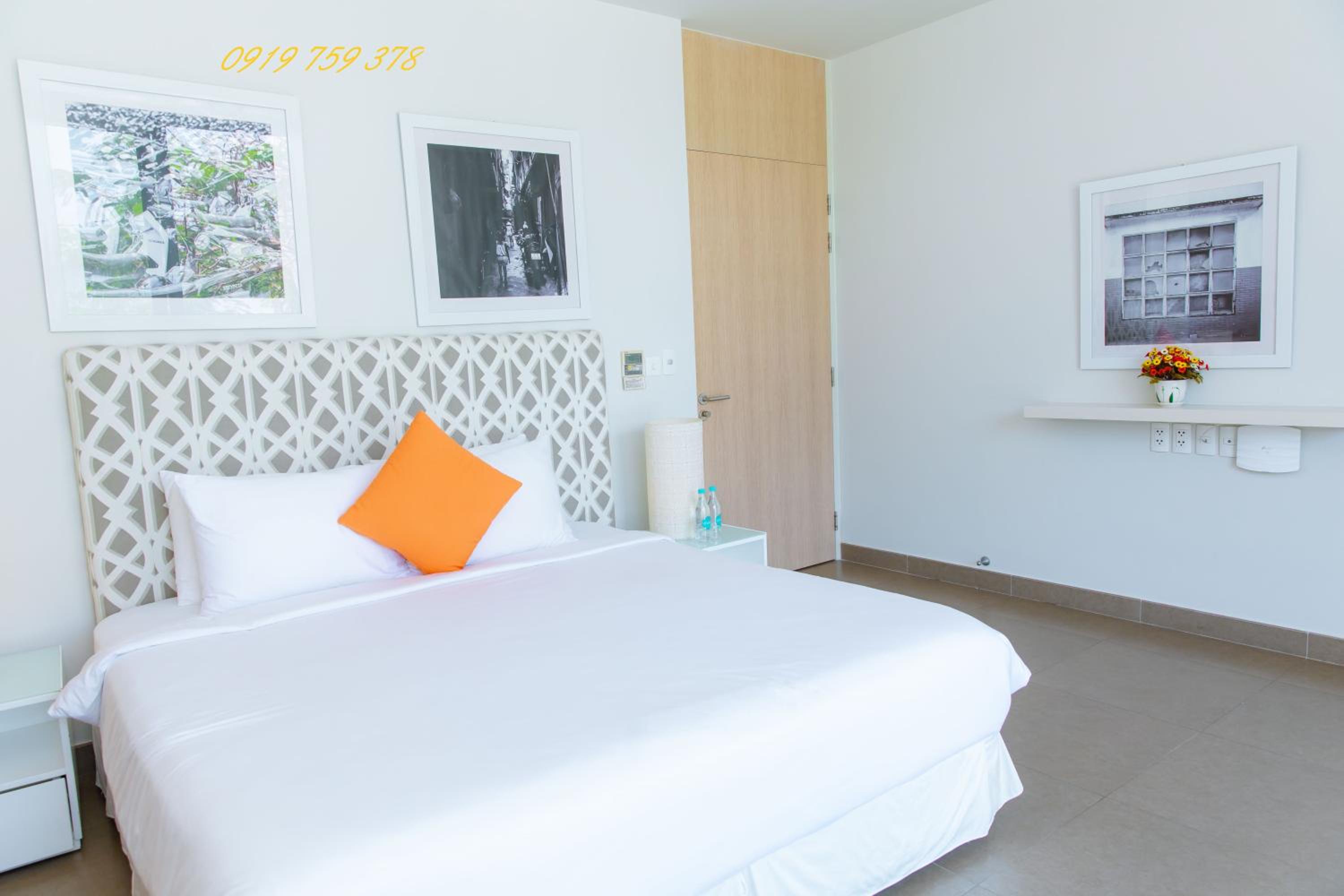 Beachfront Villa 4 Bedrooms Sanctuary Ho Tram Resort