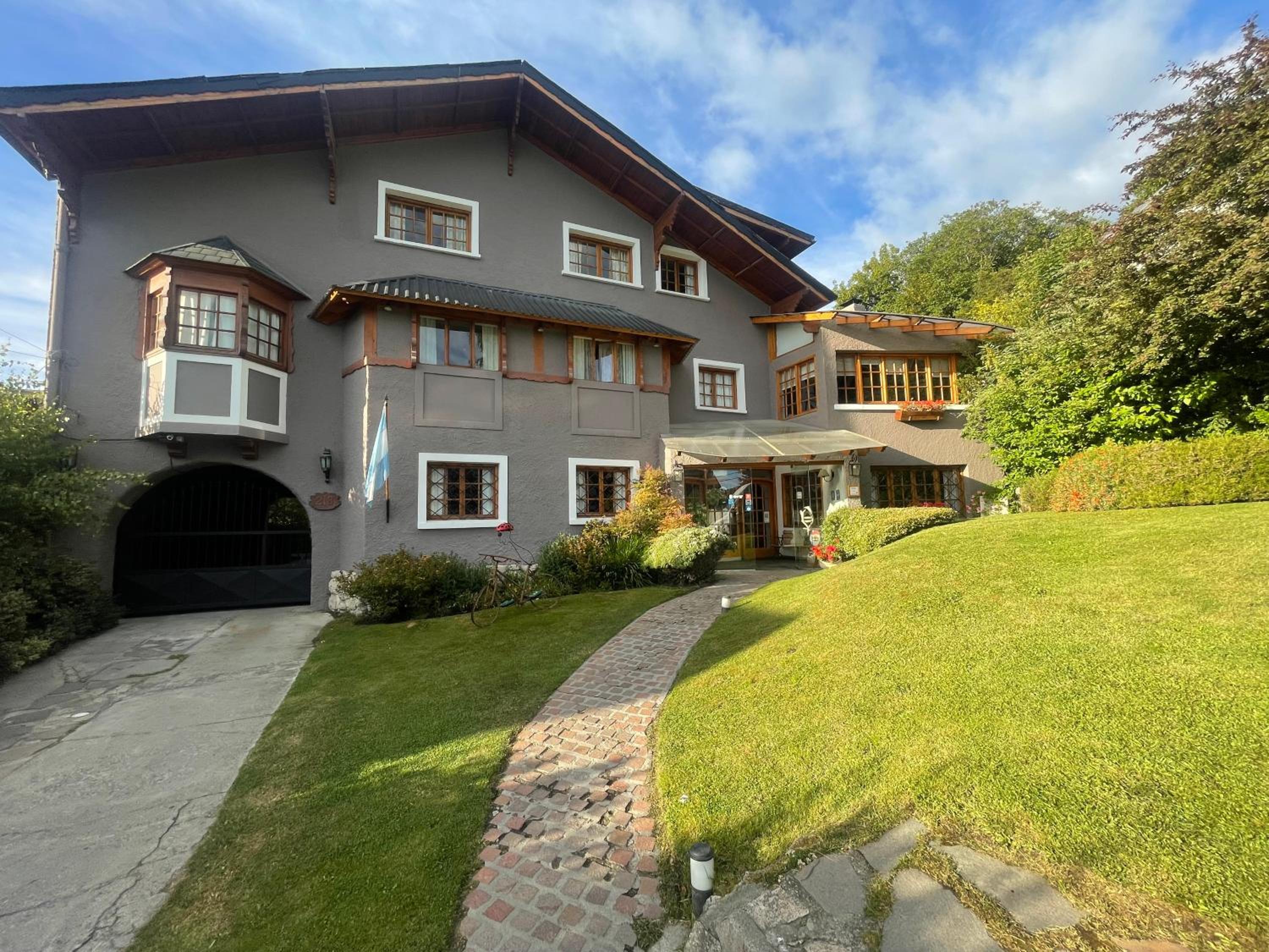 Las Marianas Hotel