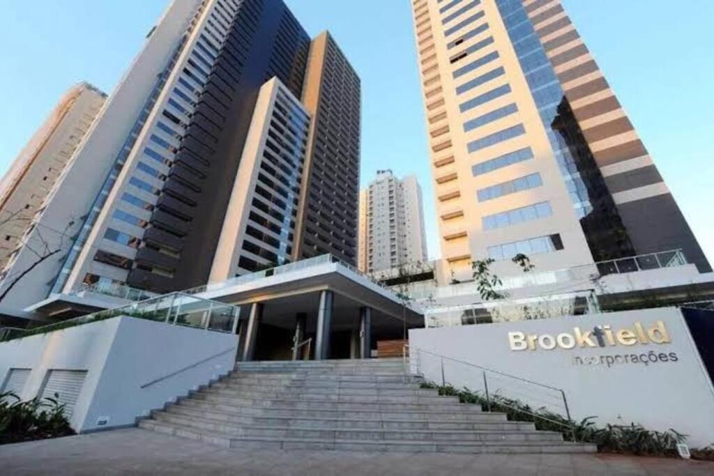Brooksfield Towers completo! Rico em comodidades no próprio condomínio! Prox Shopping Flamboyant Estádio Serra Dourada Saída rápida para Aeroporto! 2014