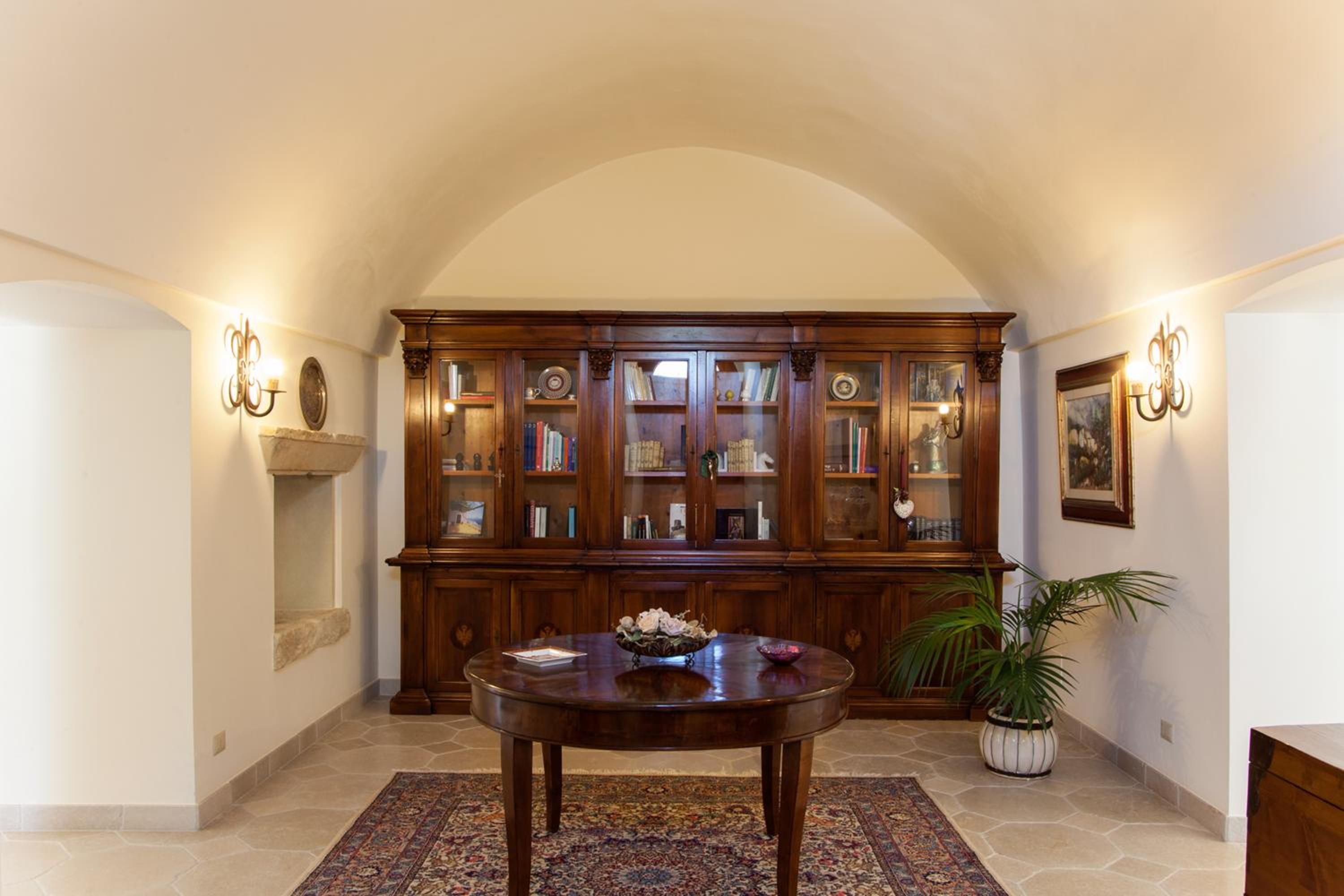 Villa Maxima Privacy and Pool - Happy Rentals