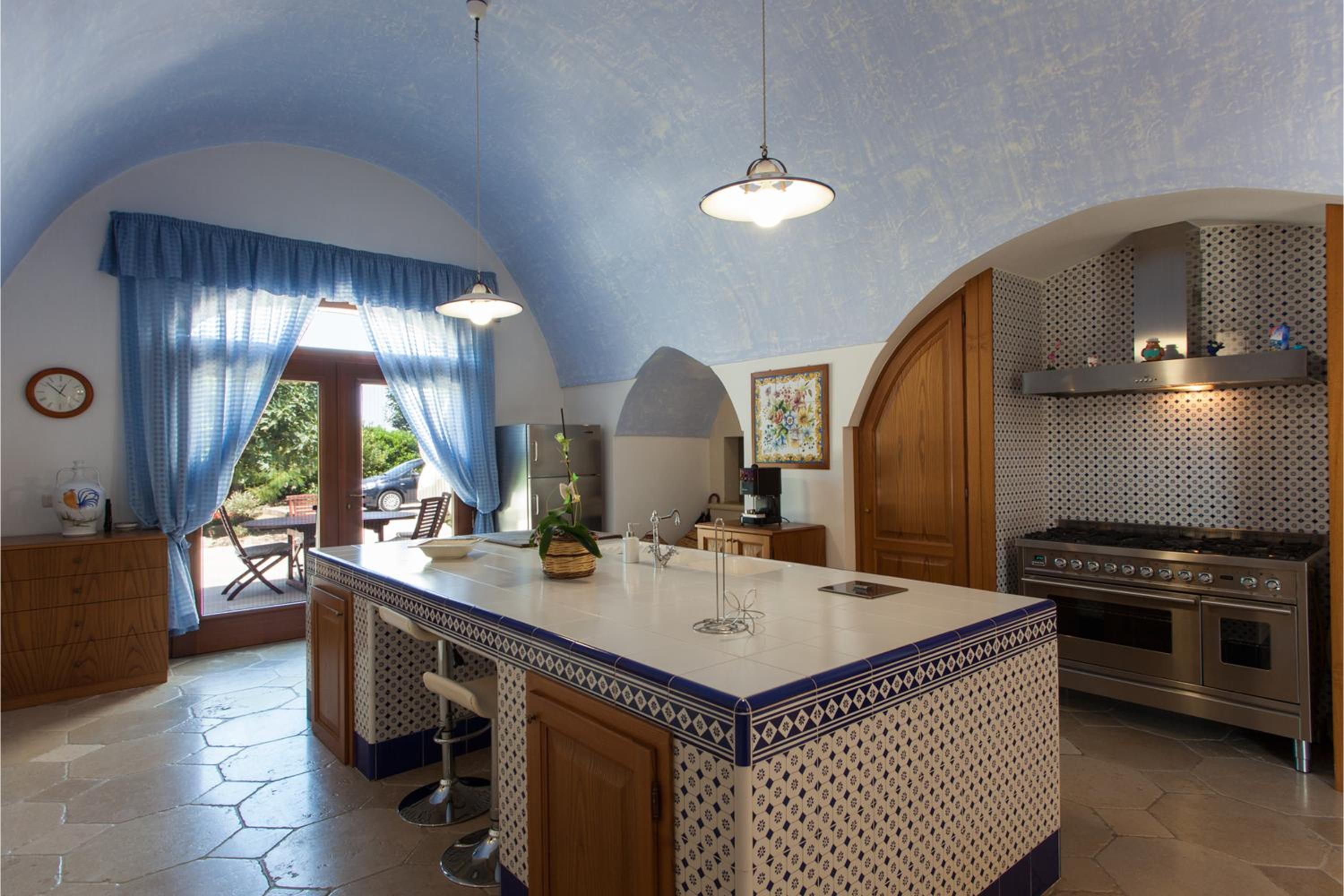 Villa Maxima Privacy and Pool - Happy Rentals, photo 22