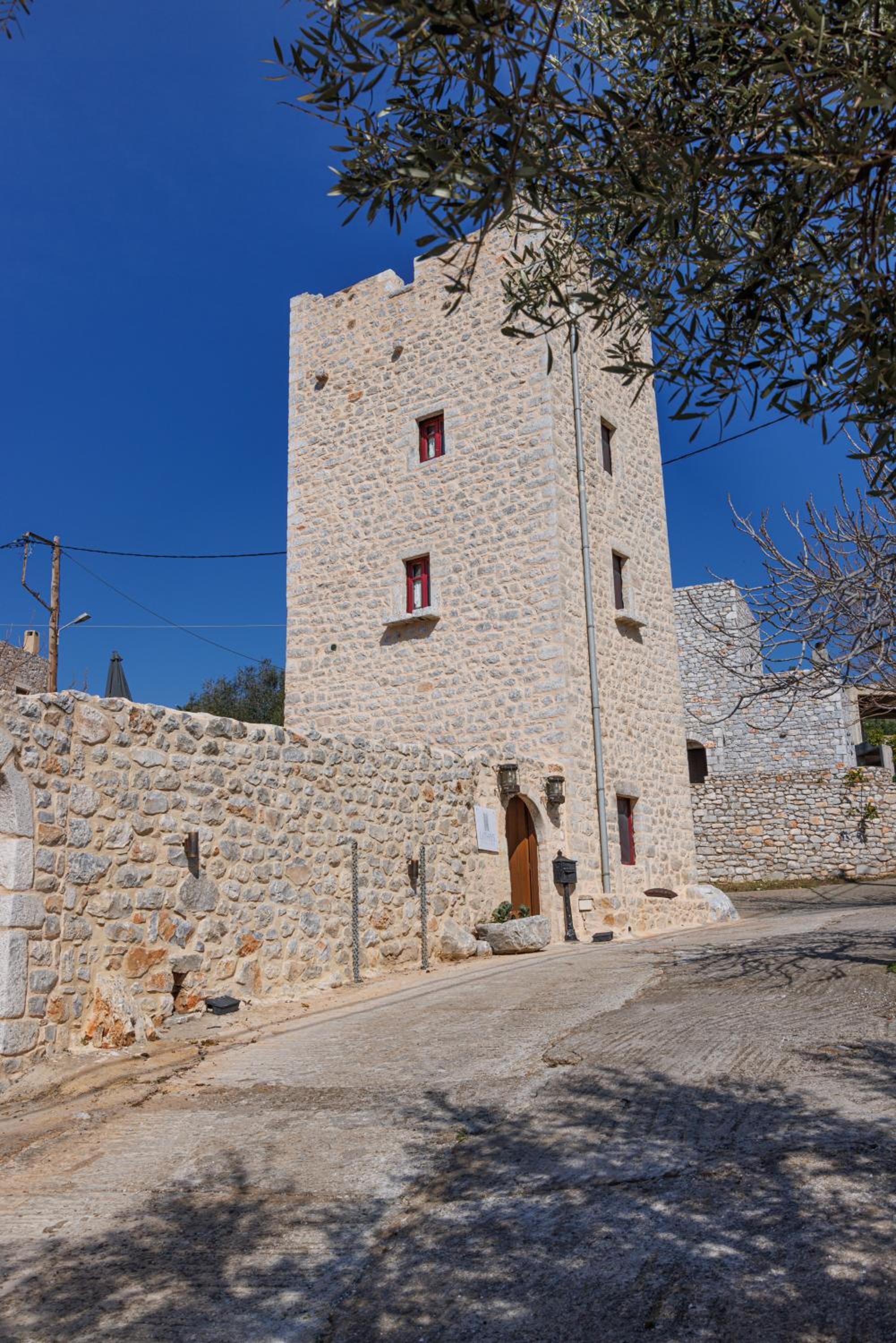 LITHOS TRADITIONAL TOWER
