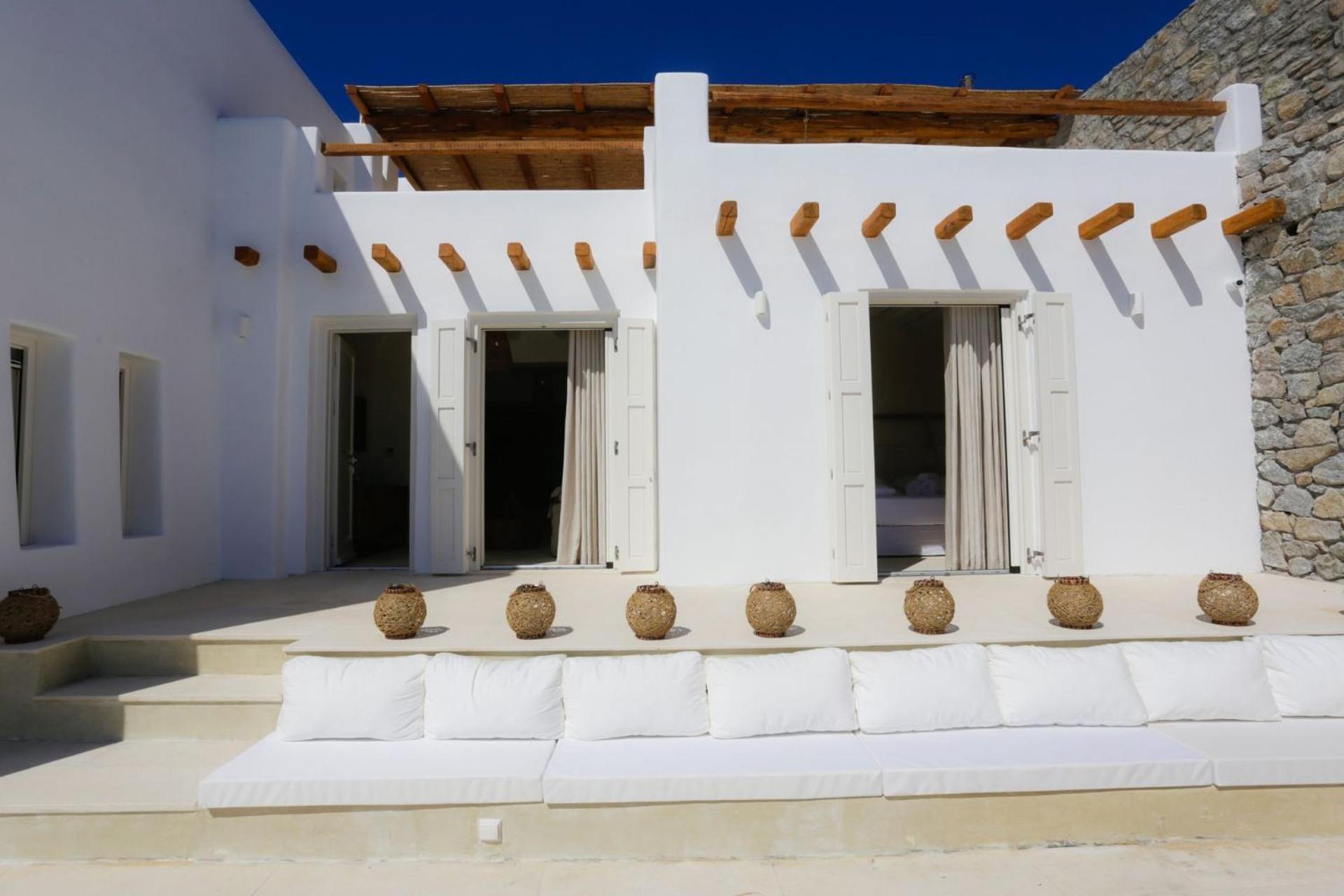 Extravagant Mykonos Villa - 8 Bedrooms - Villa Anisia - Stunning Sea Views - Kanalia