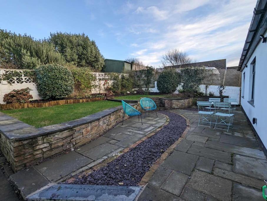 Truckle - Treknow, Tintagel - Bungalow in North Cornwall (Sleeps 5 - 7)