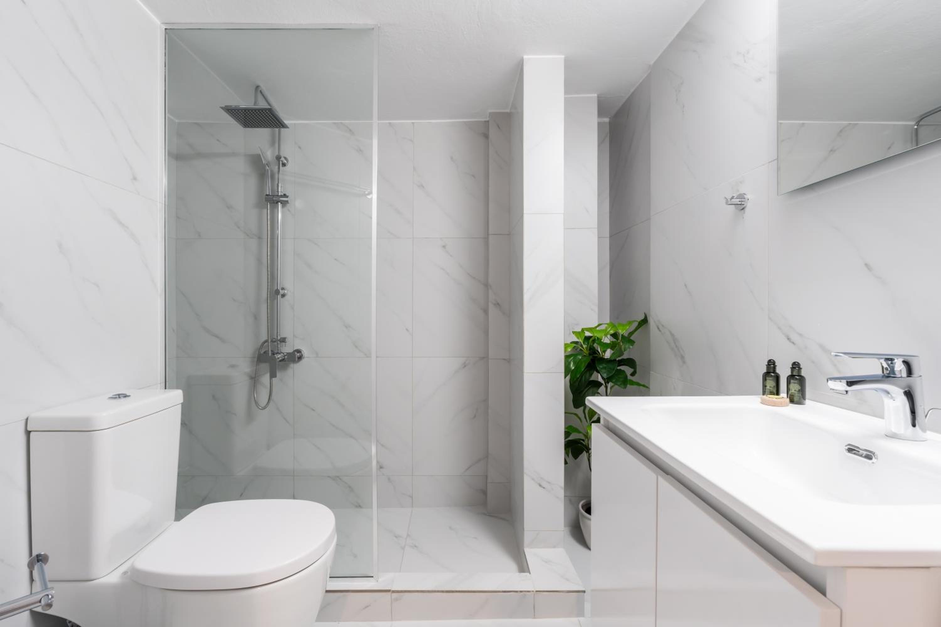 YestayHomes Three Bedroom Apartment Sina photo 4