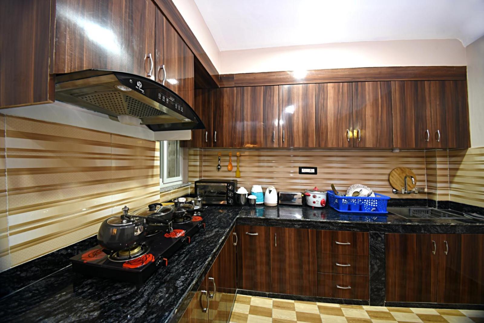 Alpine Apartment and Homestay