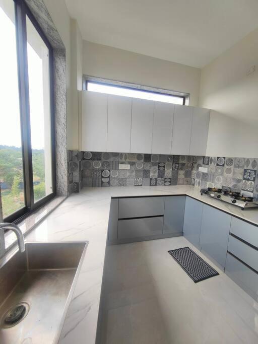Happy Home 3BHK Condo - Muttukadu ECR view 3