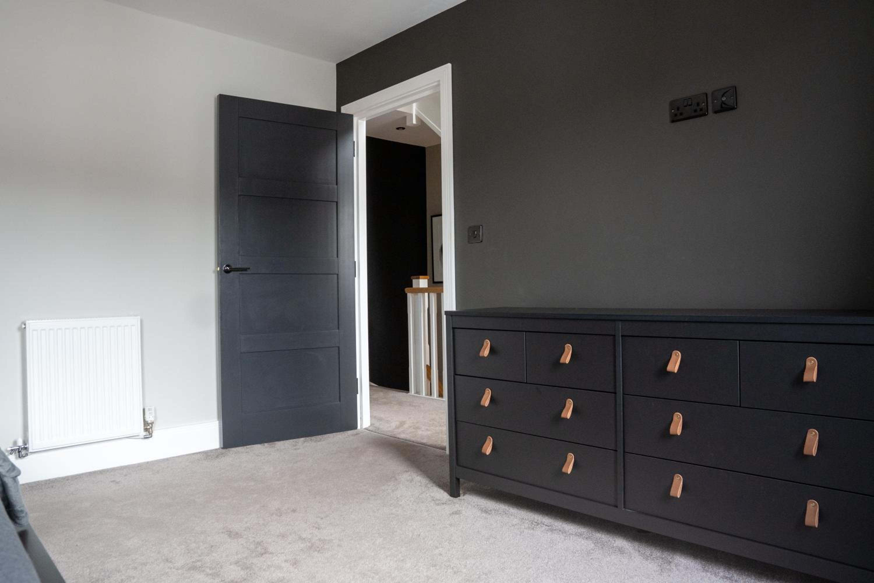 Luxury Worcester Townhouse - Free Parking view 5