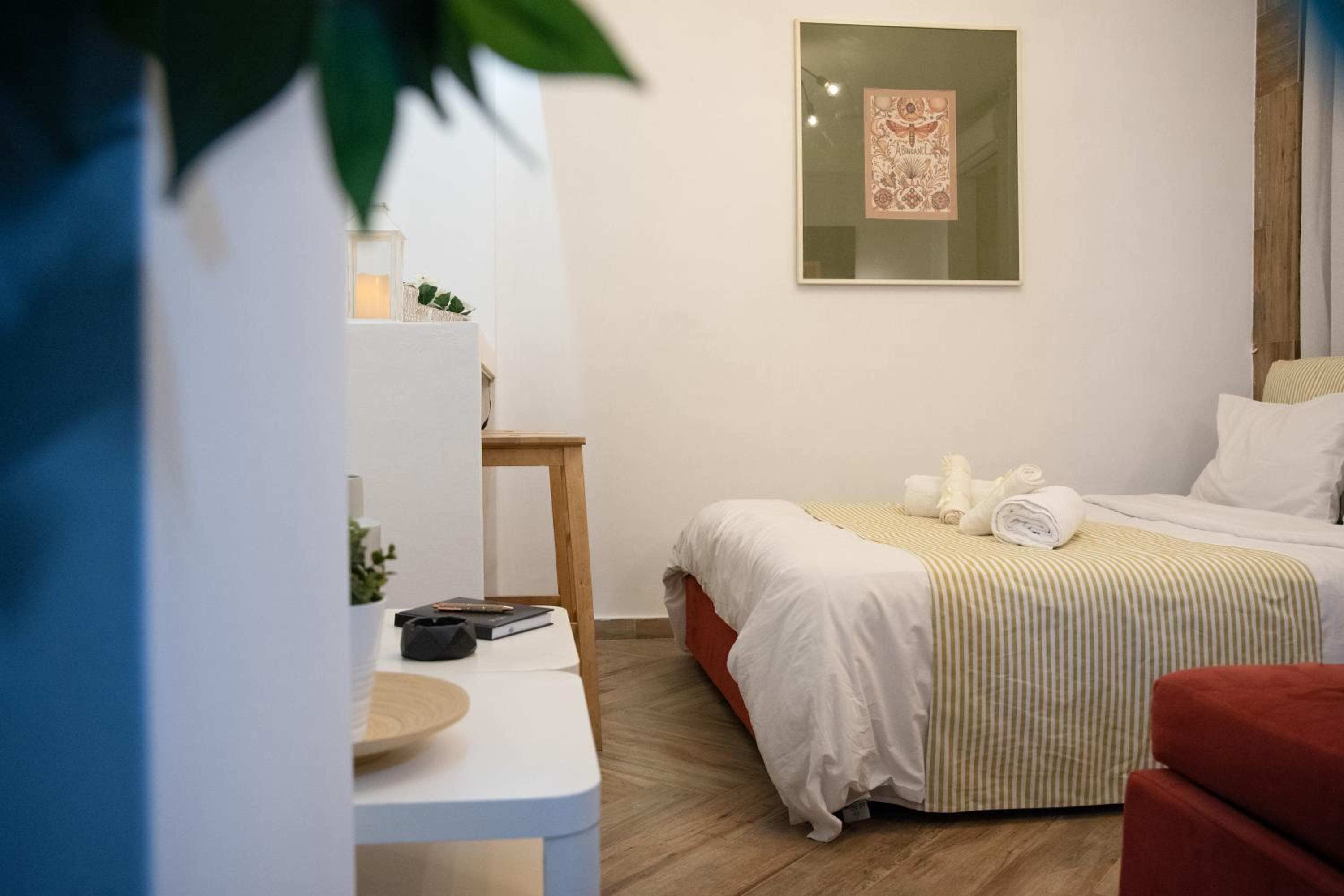 Bright Cozy Apartment in Central Athens