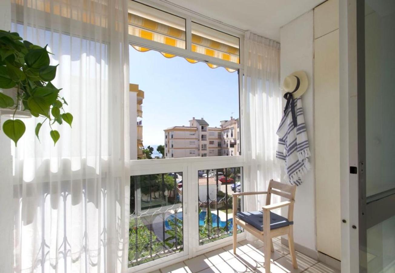 Centrally located south facing apartment with pool
