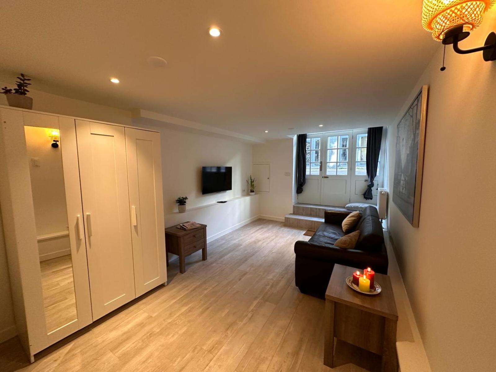 Tulip House Luxury Apartment - Top Location - Rijksmuseum - Leidseplein AMSTERDAM Central 120 m2 ALL Private with kitchen