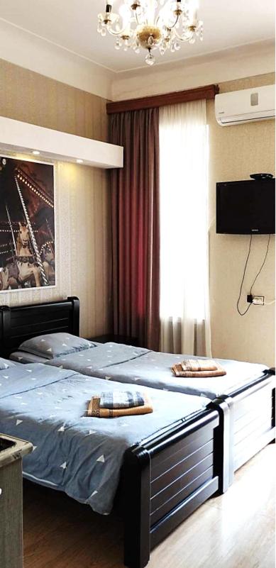 VIP Apartment Story Centre Of Tbilisi view 3