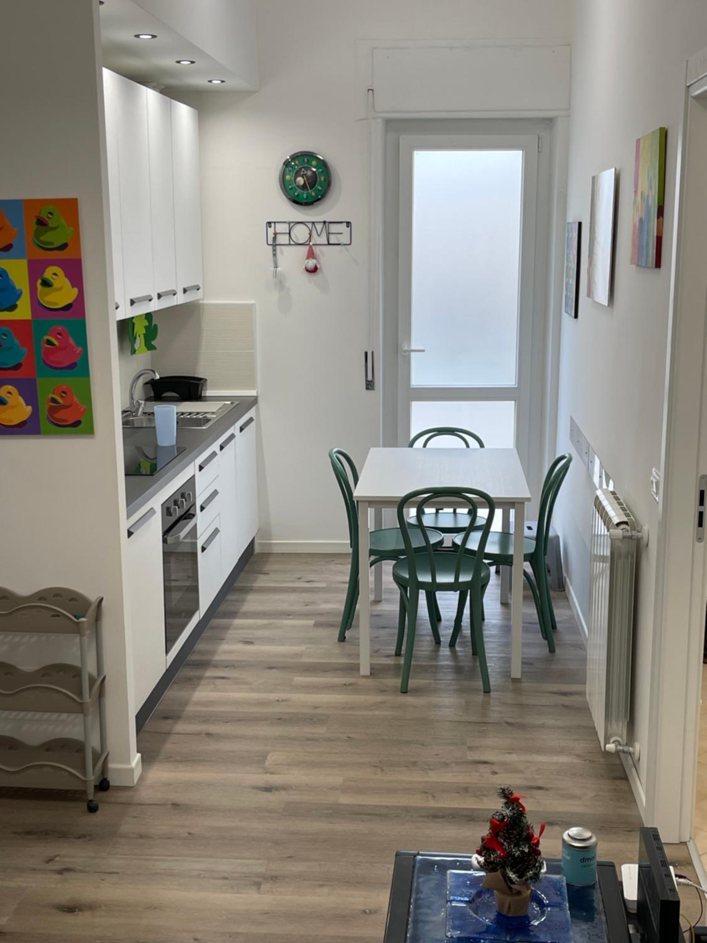 Casa Mari en Sanremo — kitchen
