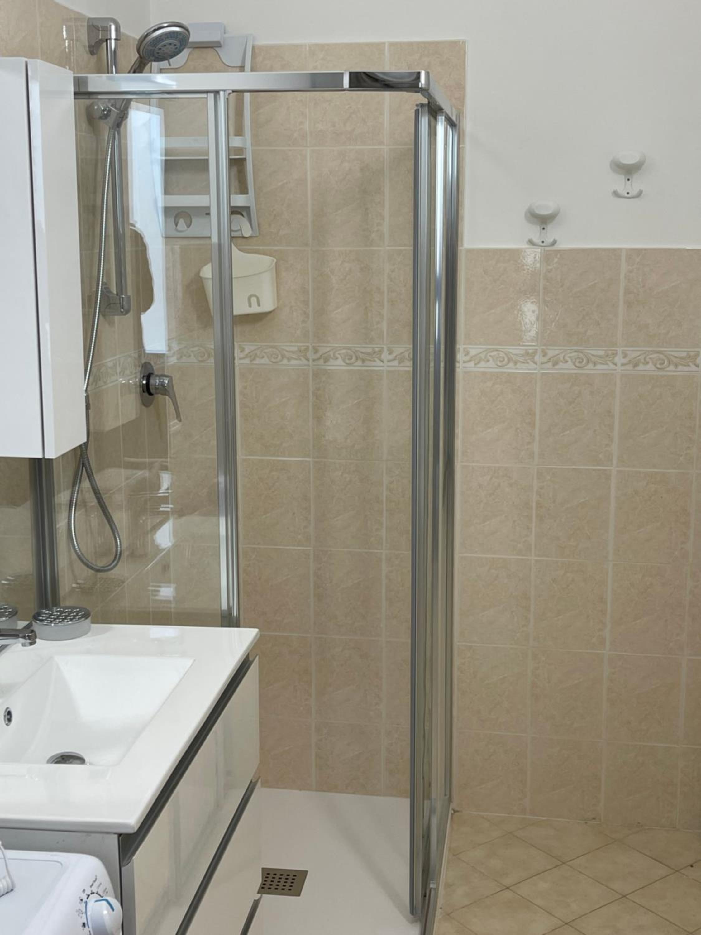 Casa Mari en Sanremo — bathroom