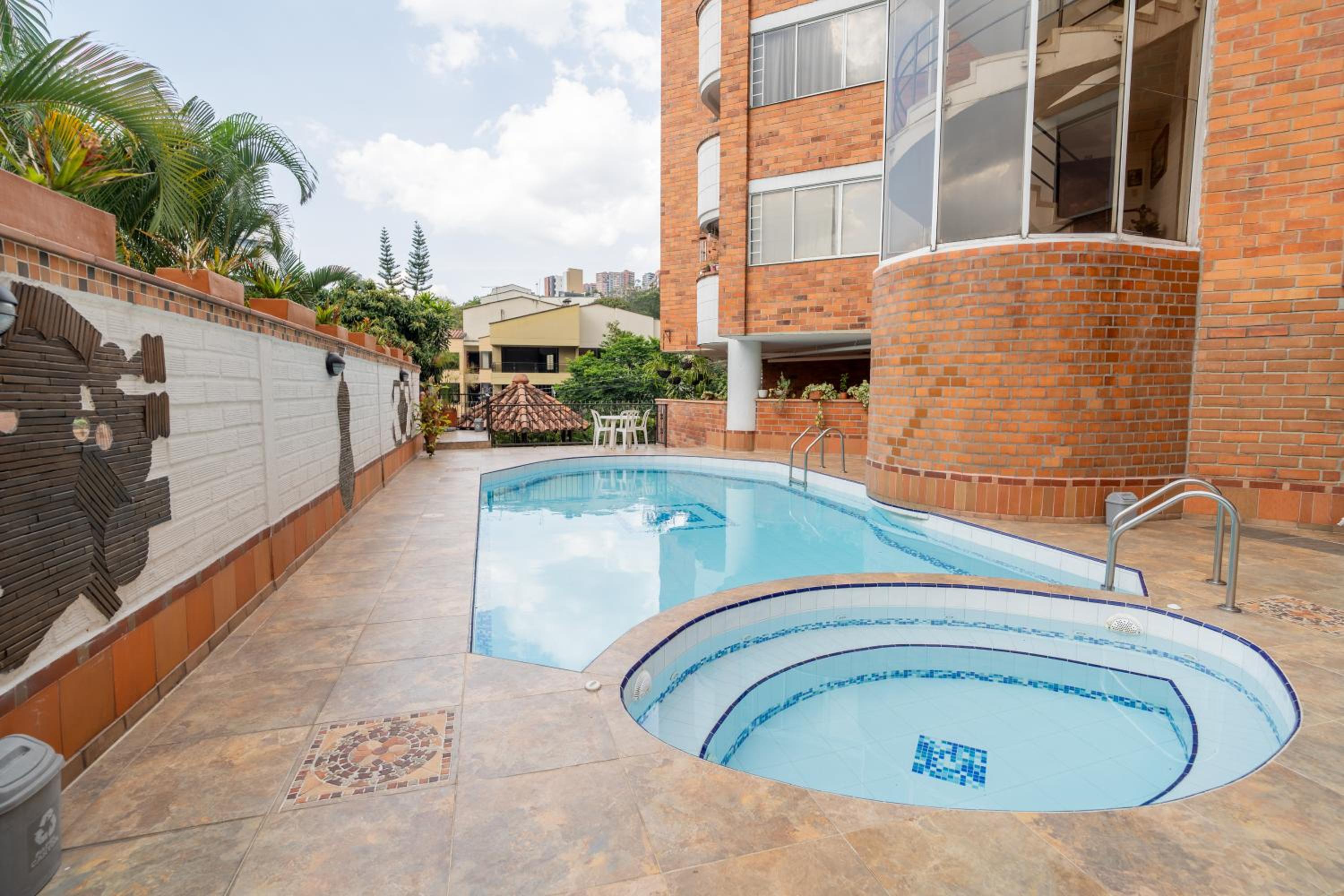 Apartamento de lujo en poblado