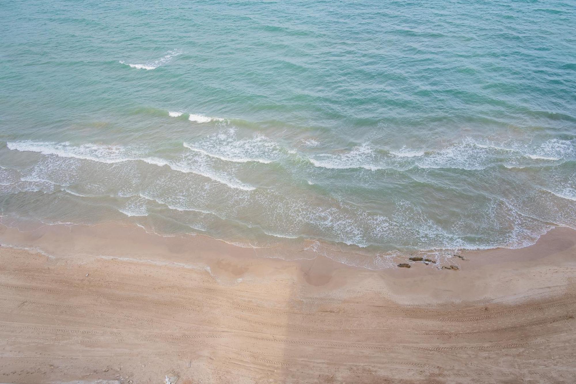 Ocean's Whisper: Les Palmeres Seaview Sanctuary