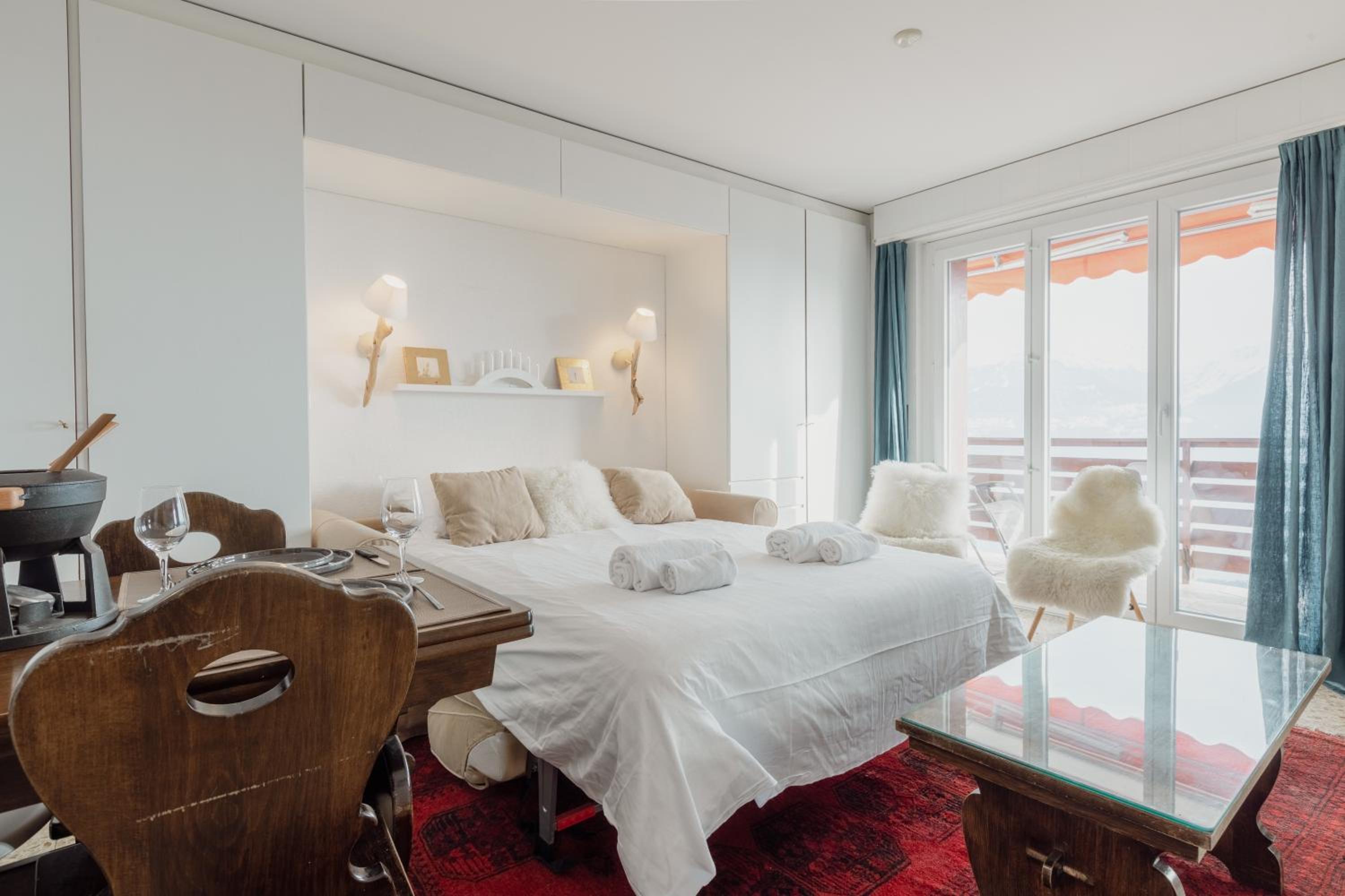 Logement avec vue spectaculaire sur les montagnes