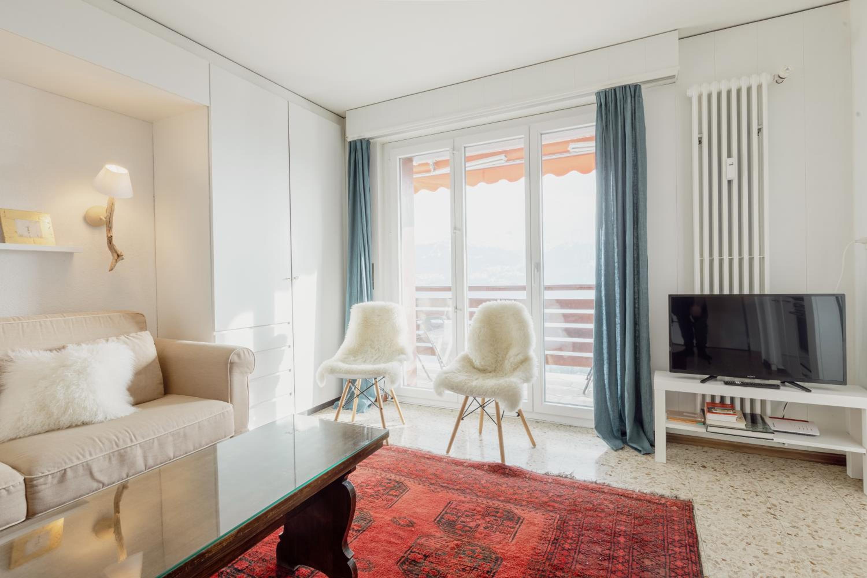 Logement avec vue spectaculaire sur les montagnes