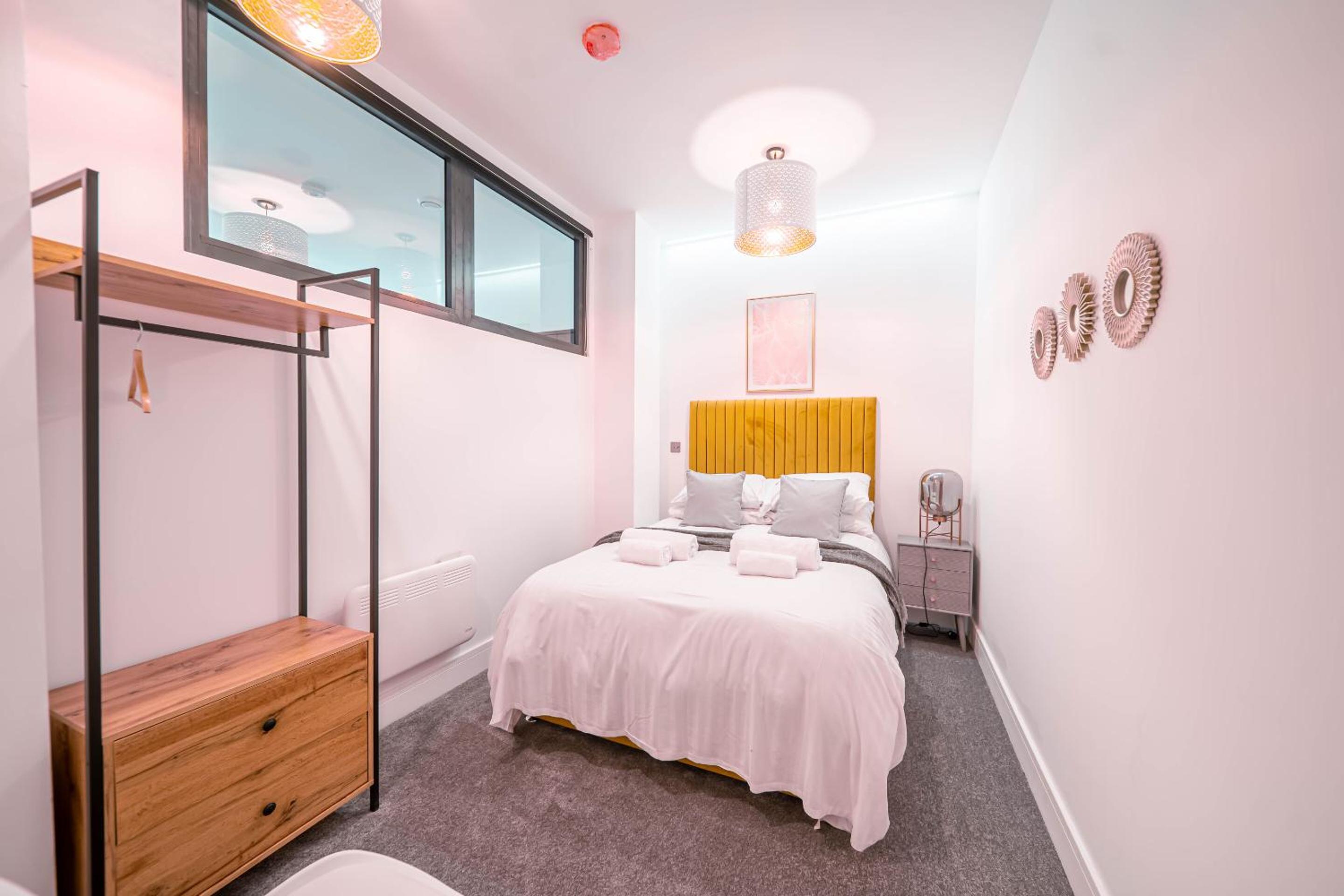 Huddersfield Vacations - Hayy ApartHotels Stanley Mills - Property Image 9