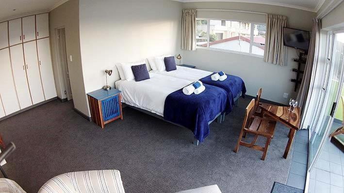 Knysnaviews Guest House