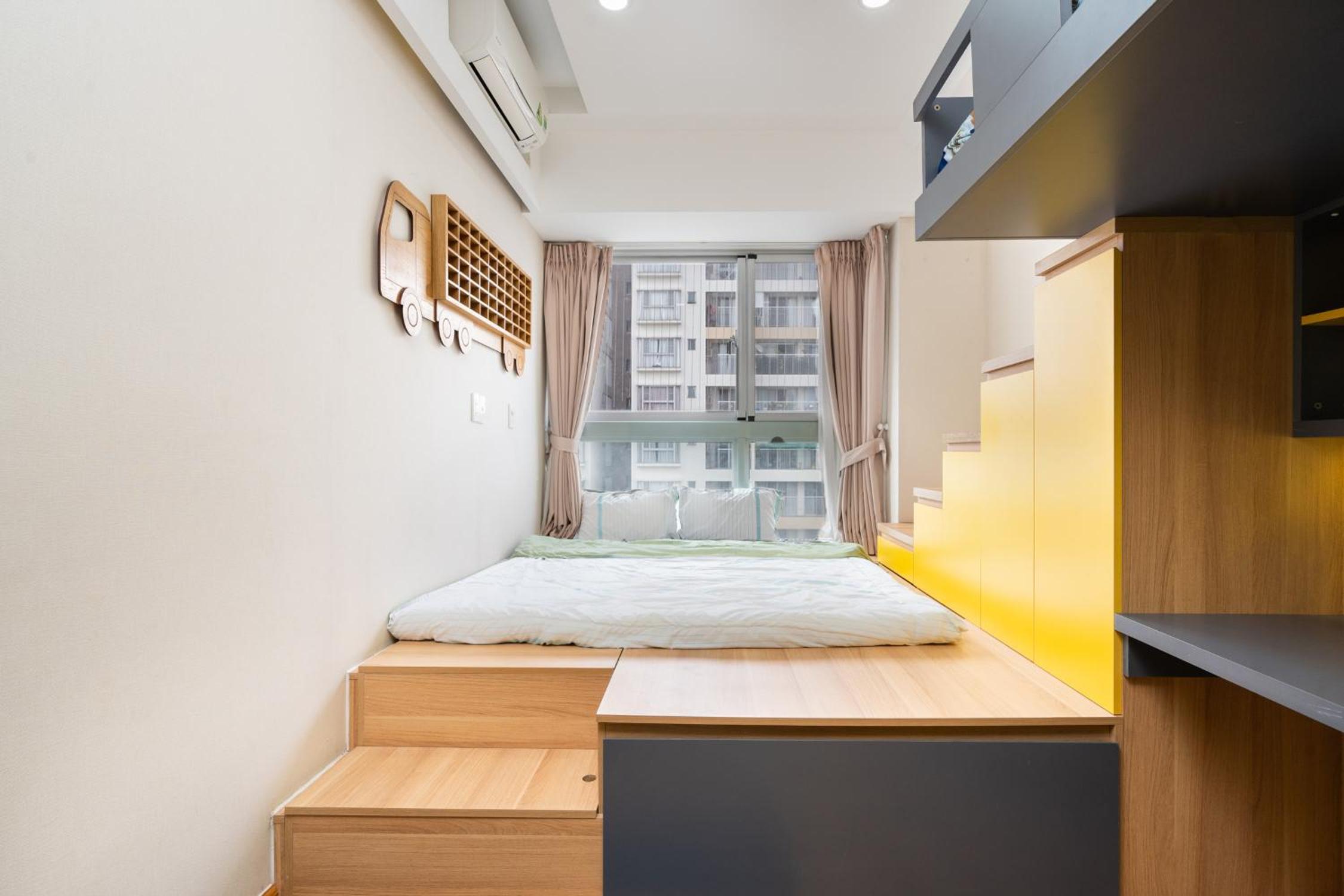 Lena Condotel