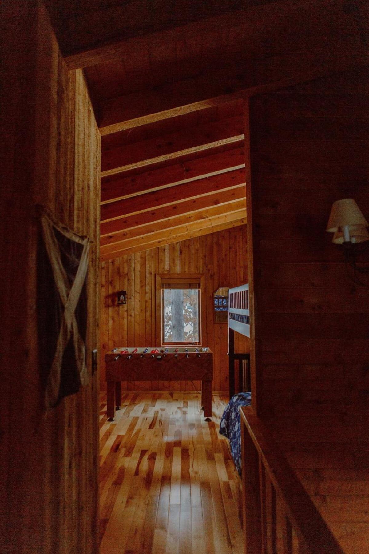Private Cabin-Shuttle Pass Included! view 2