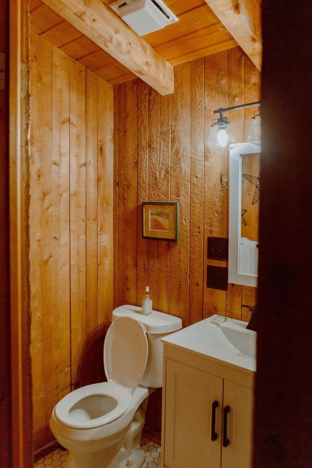 Private Cabin-Shuttle Pass Included! view 3
