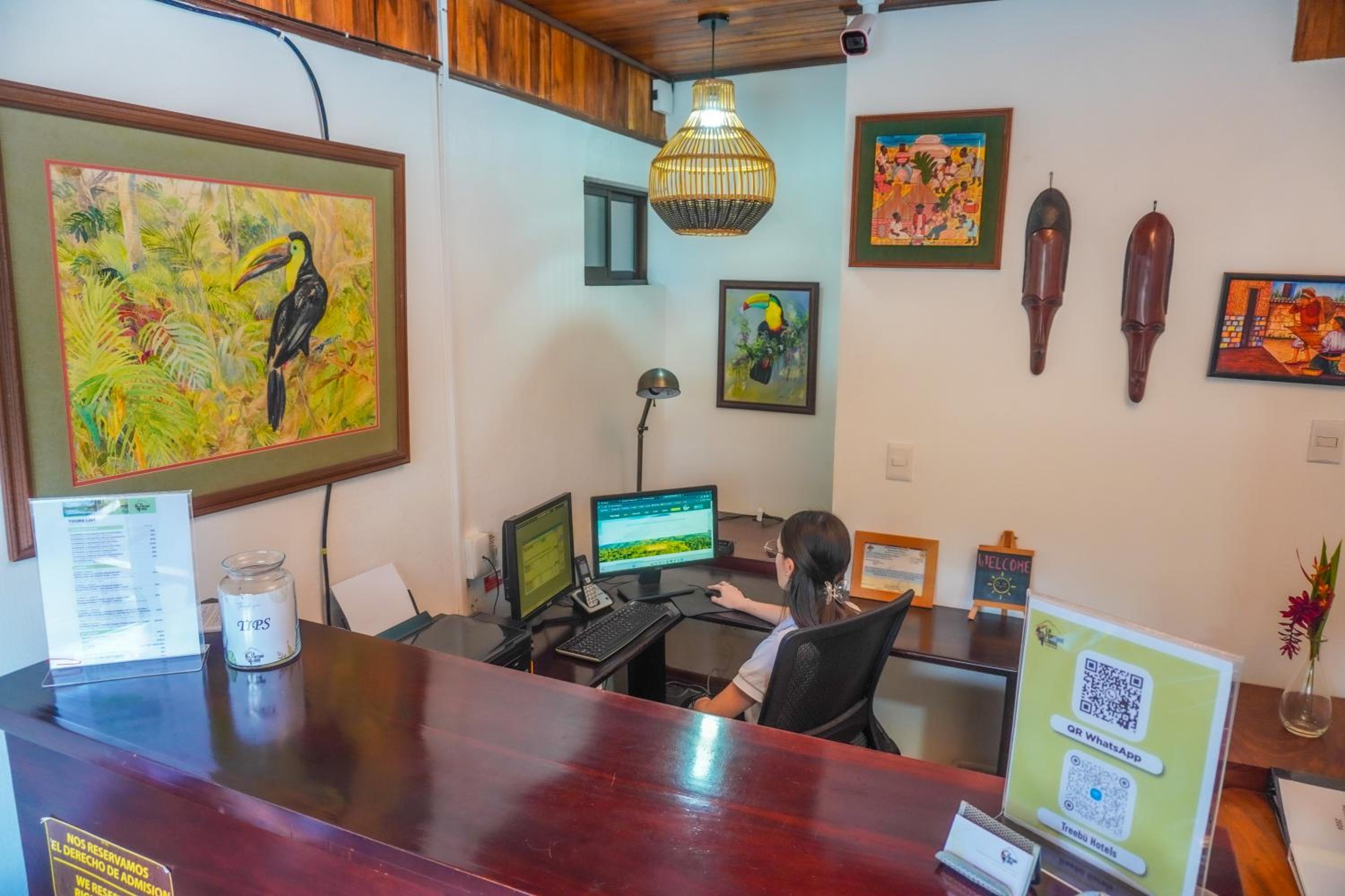 La Fortuna Lodge by Treebu Hotels