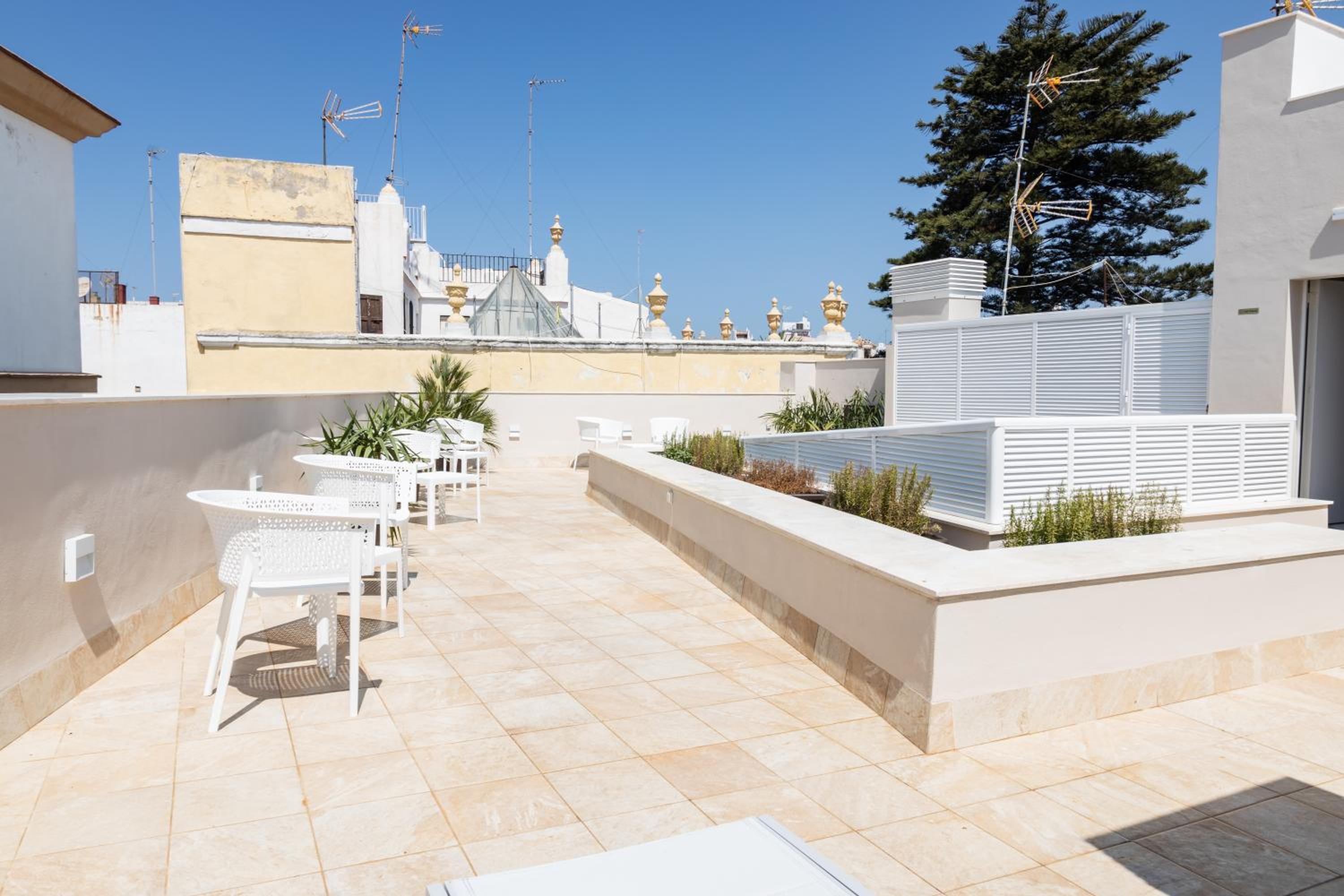 Villalobos by Cadiz Time photo 5