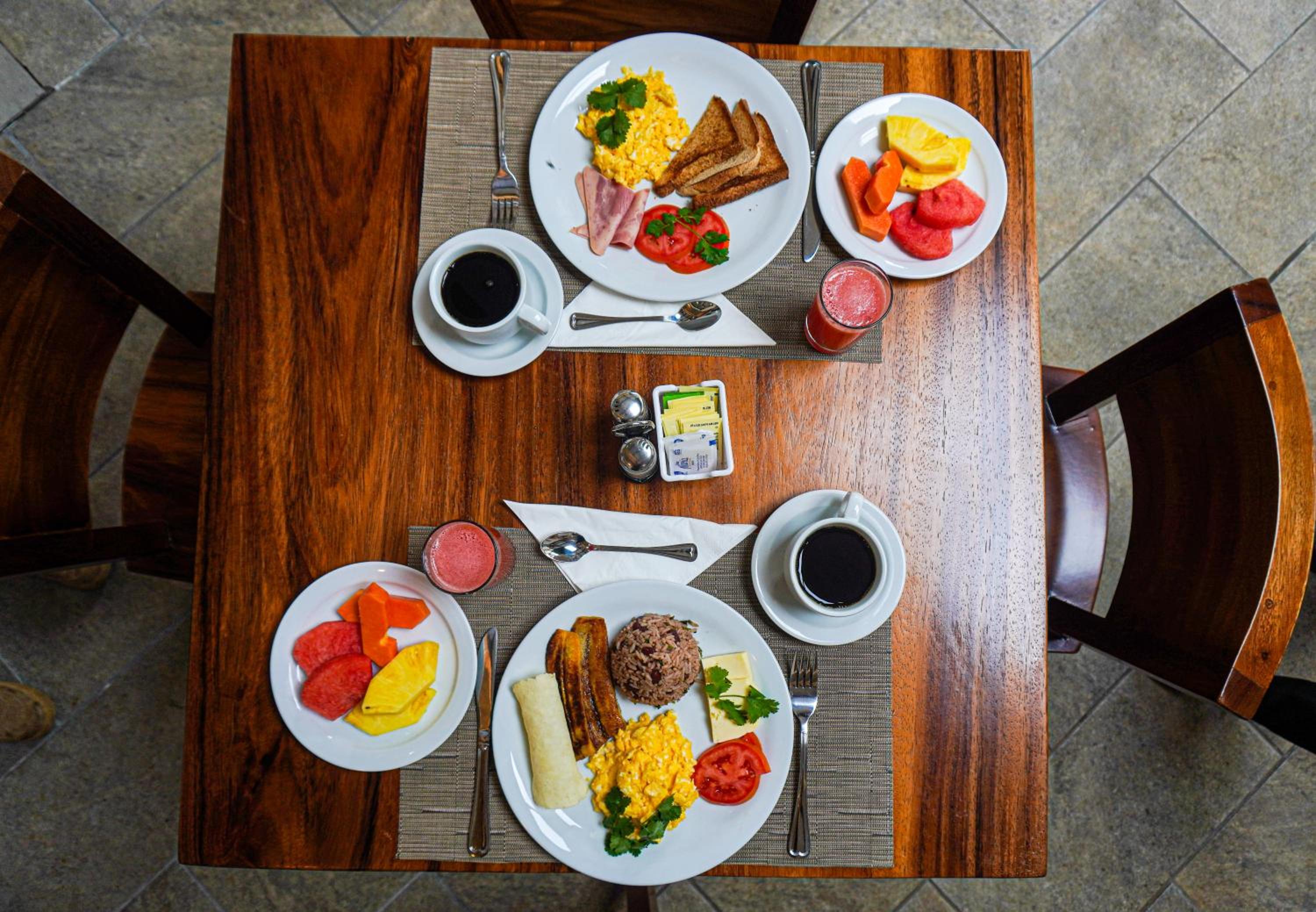 La Fortuna Lodge by Treebu Hotels