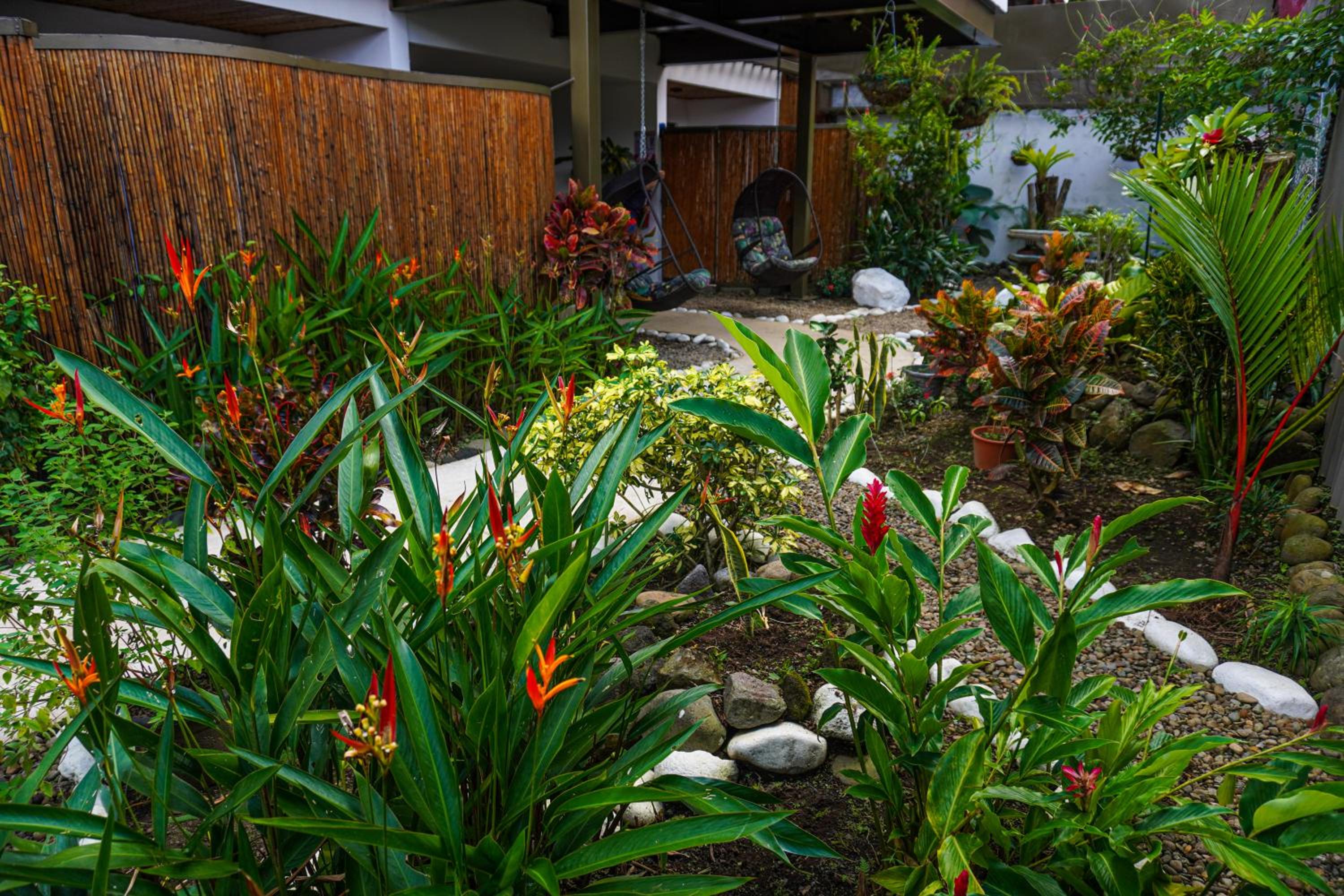 La Fortuna Lodge by Treebu Hotels