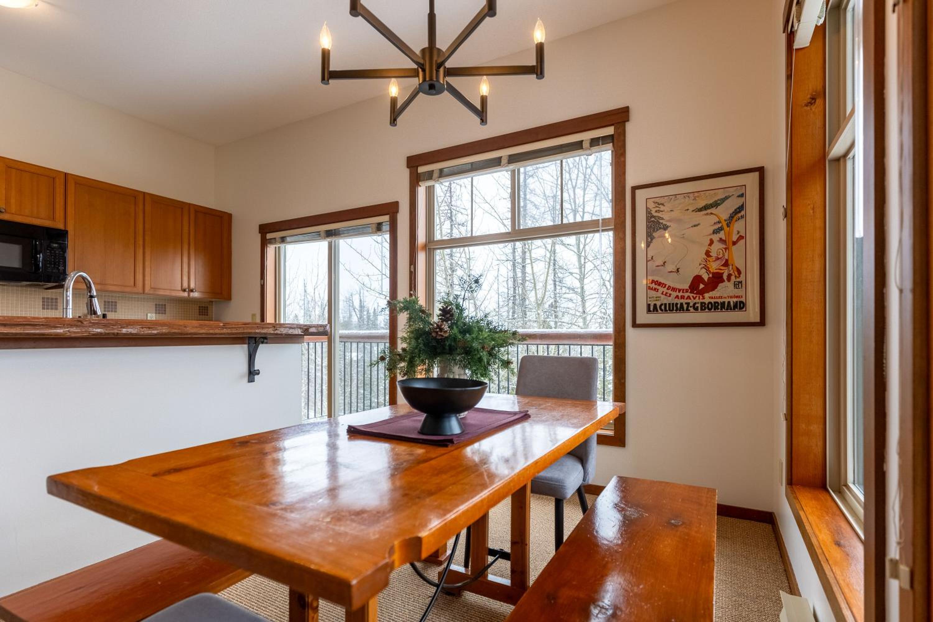 Snow Creek Lodge by Fernie Central Reservations