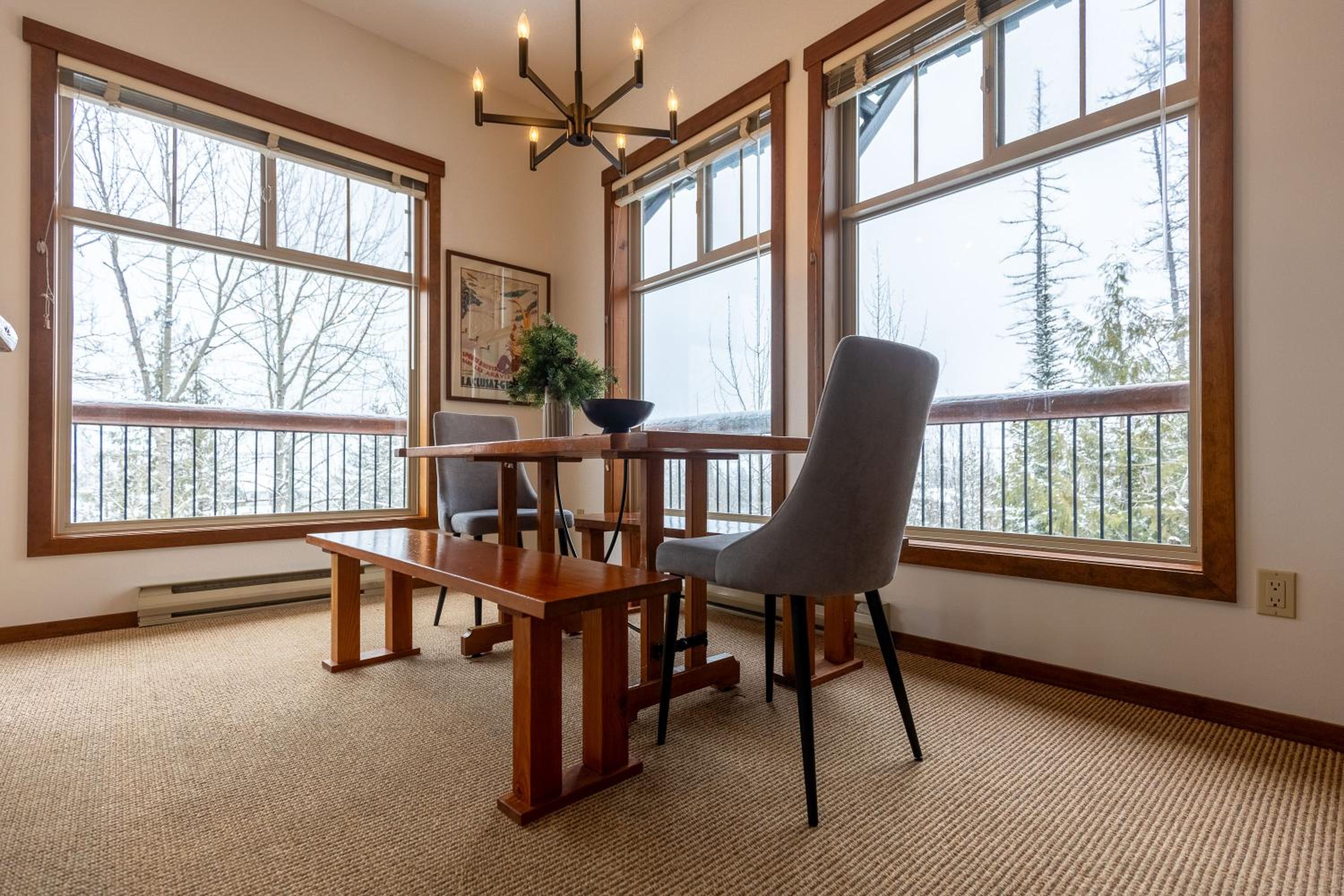 Snow Creek Lodge by Fernie Central Reservations