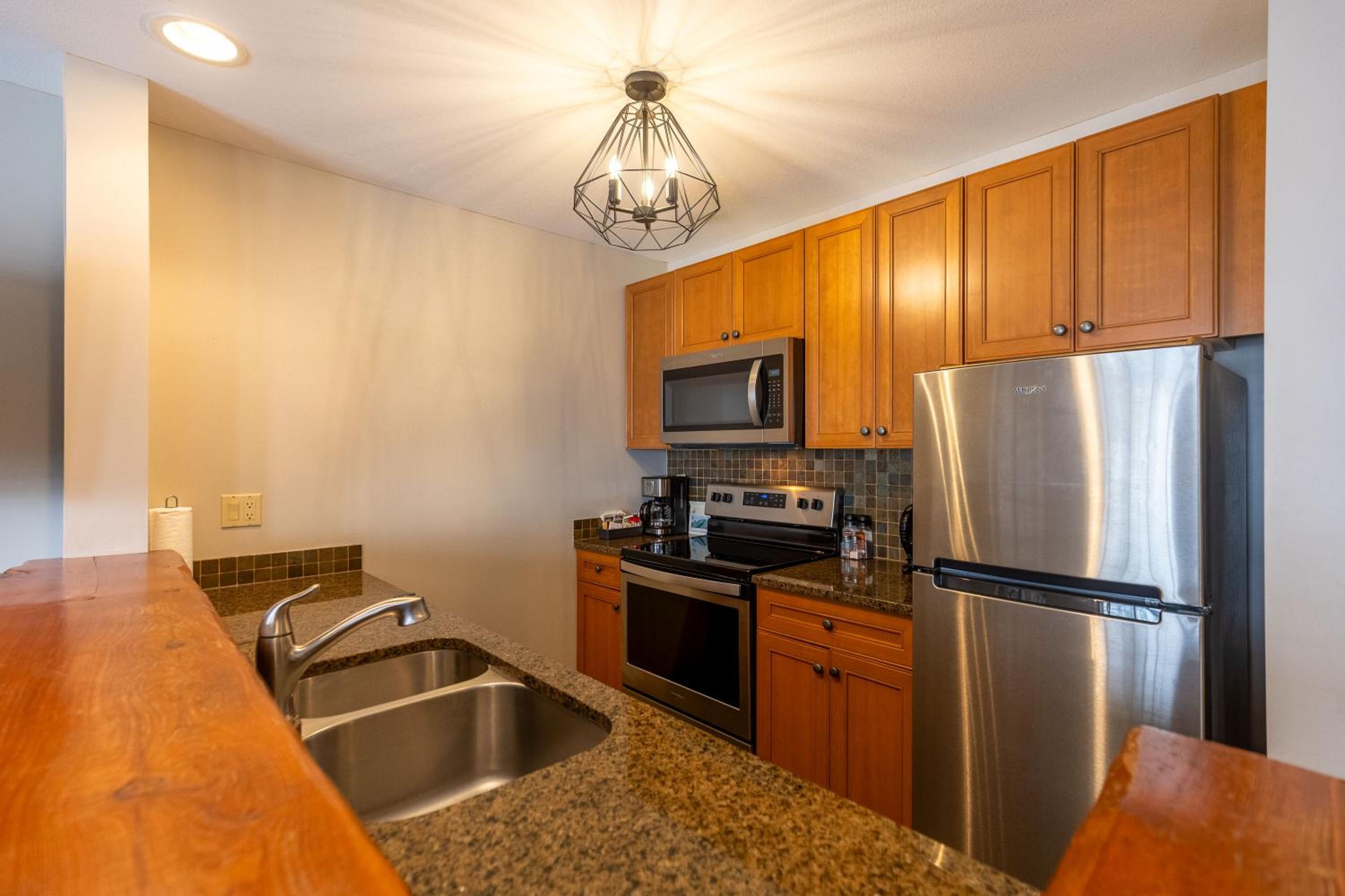 Snow Creek Lodge by Fernie Central Reservations
