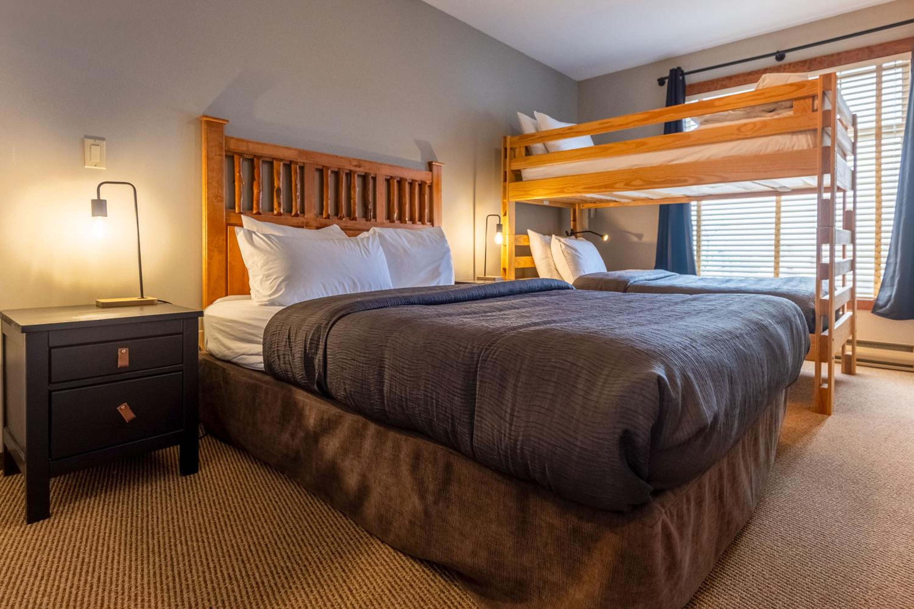 Snow Creek Lodge by Fernie Central Reservations