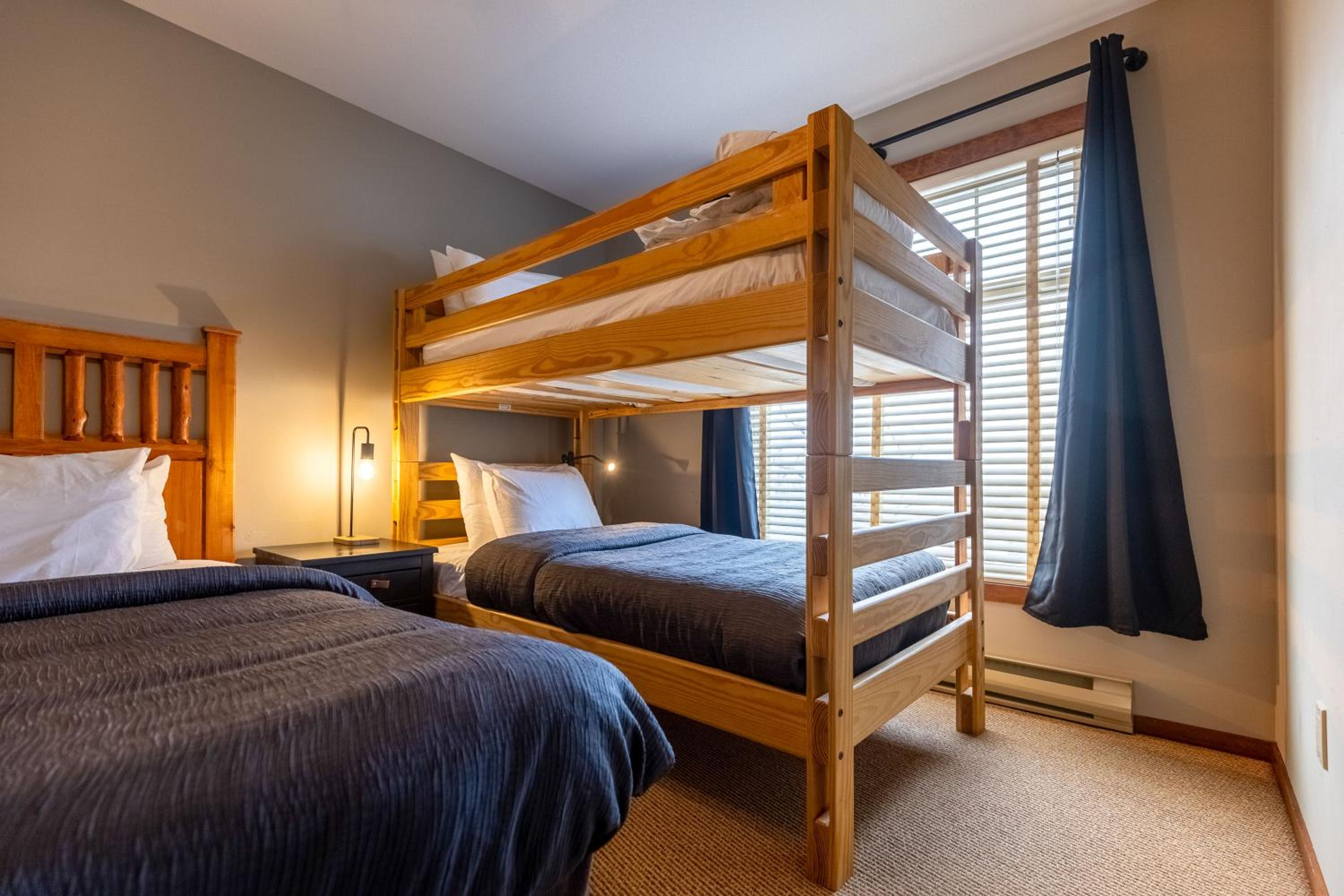 Snow Creek Lodge by Fernie Central Reservations