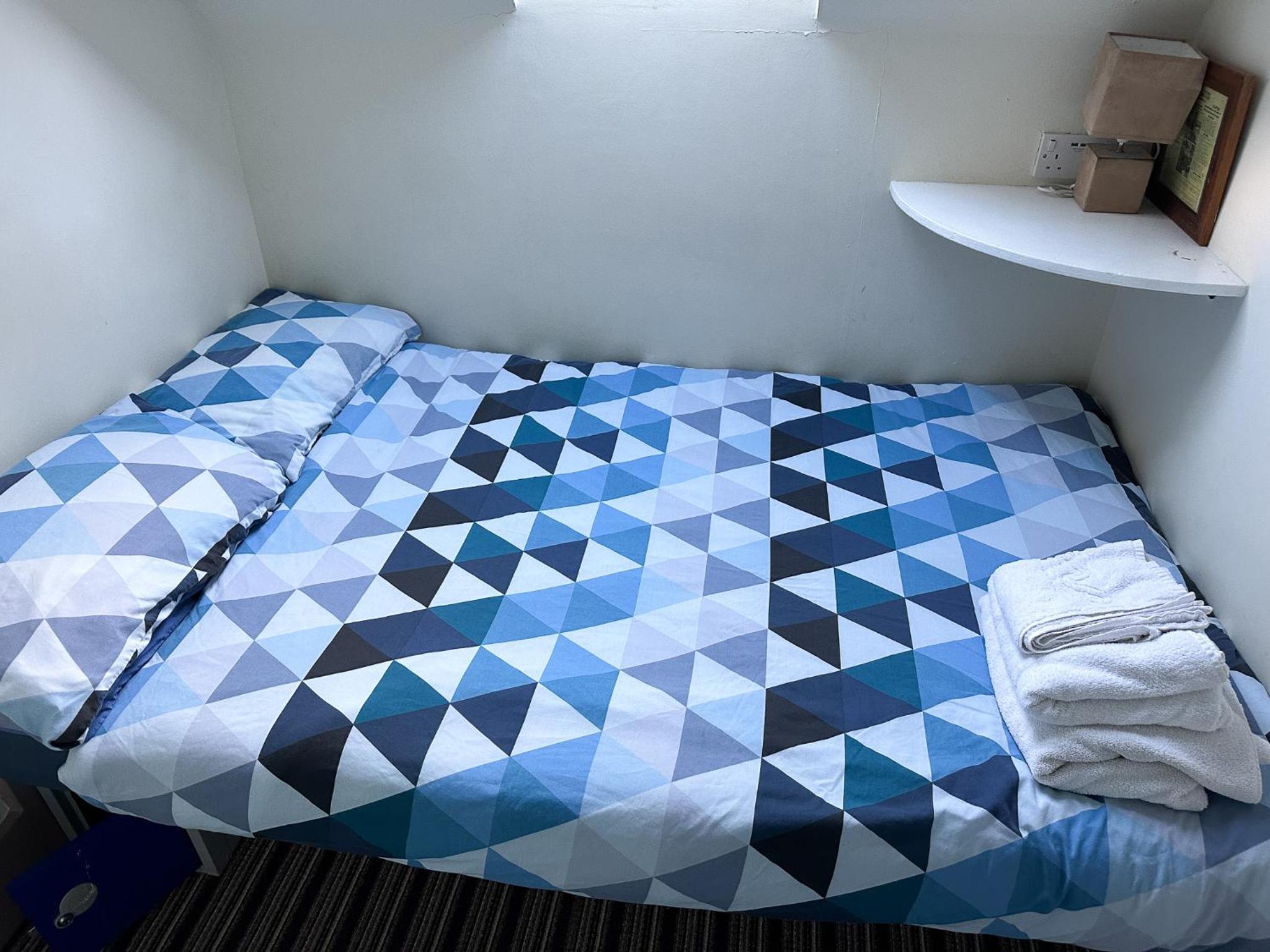 Castle Rock Hostel - Adults Only