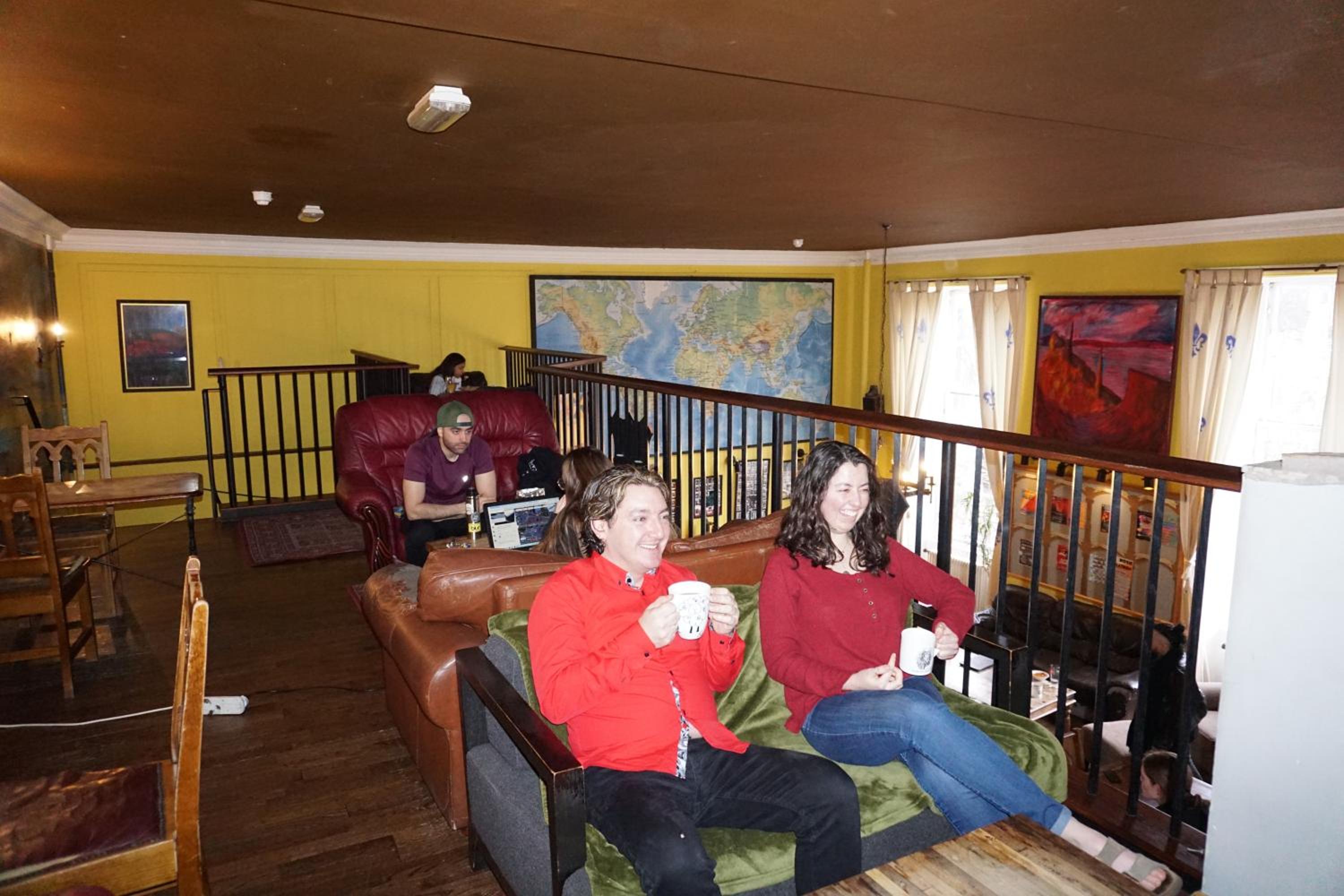 Castle Rock Hostel - Adults Only