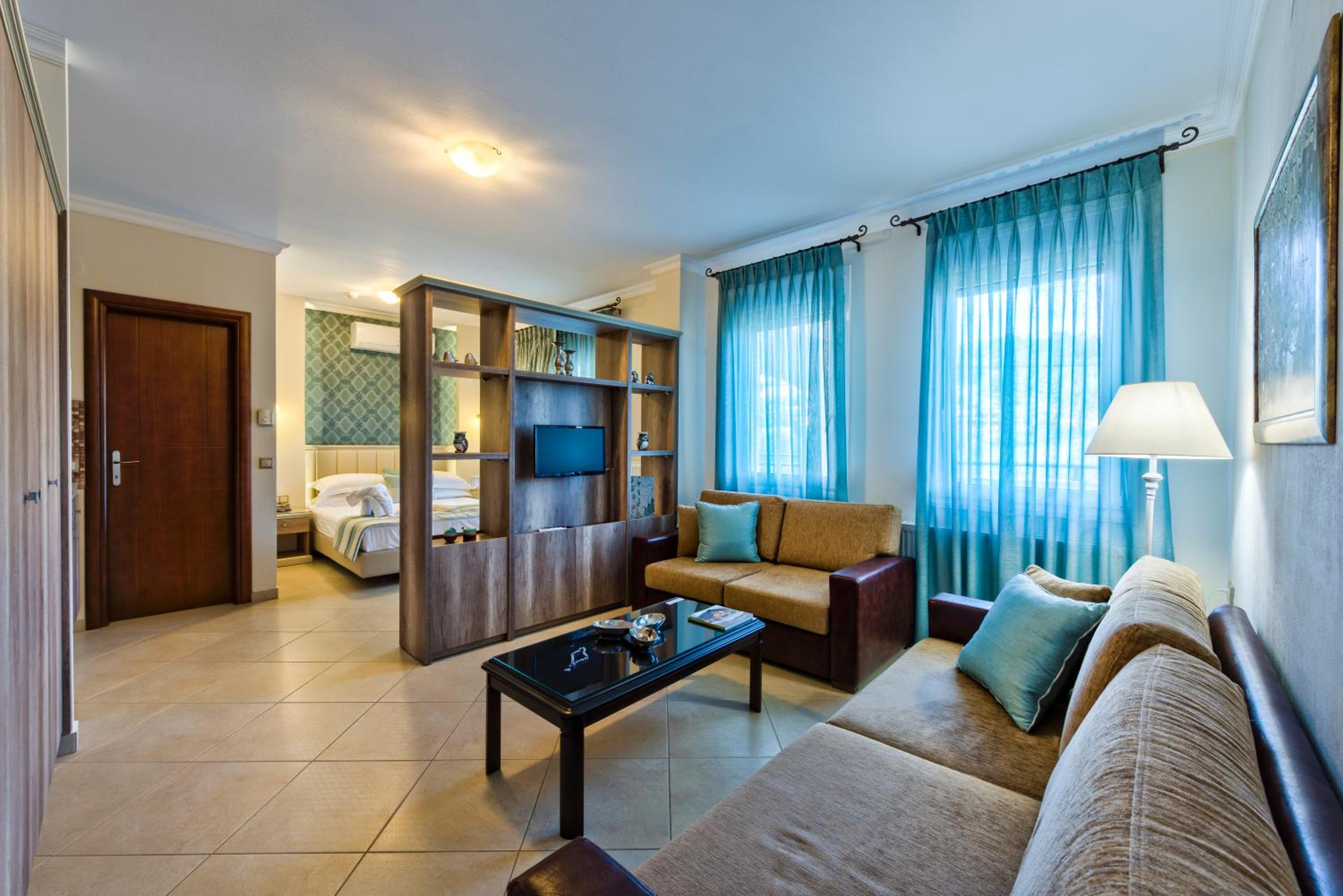 Mandani Villa Luxury Apartments