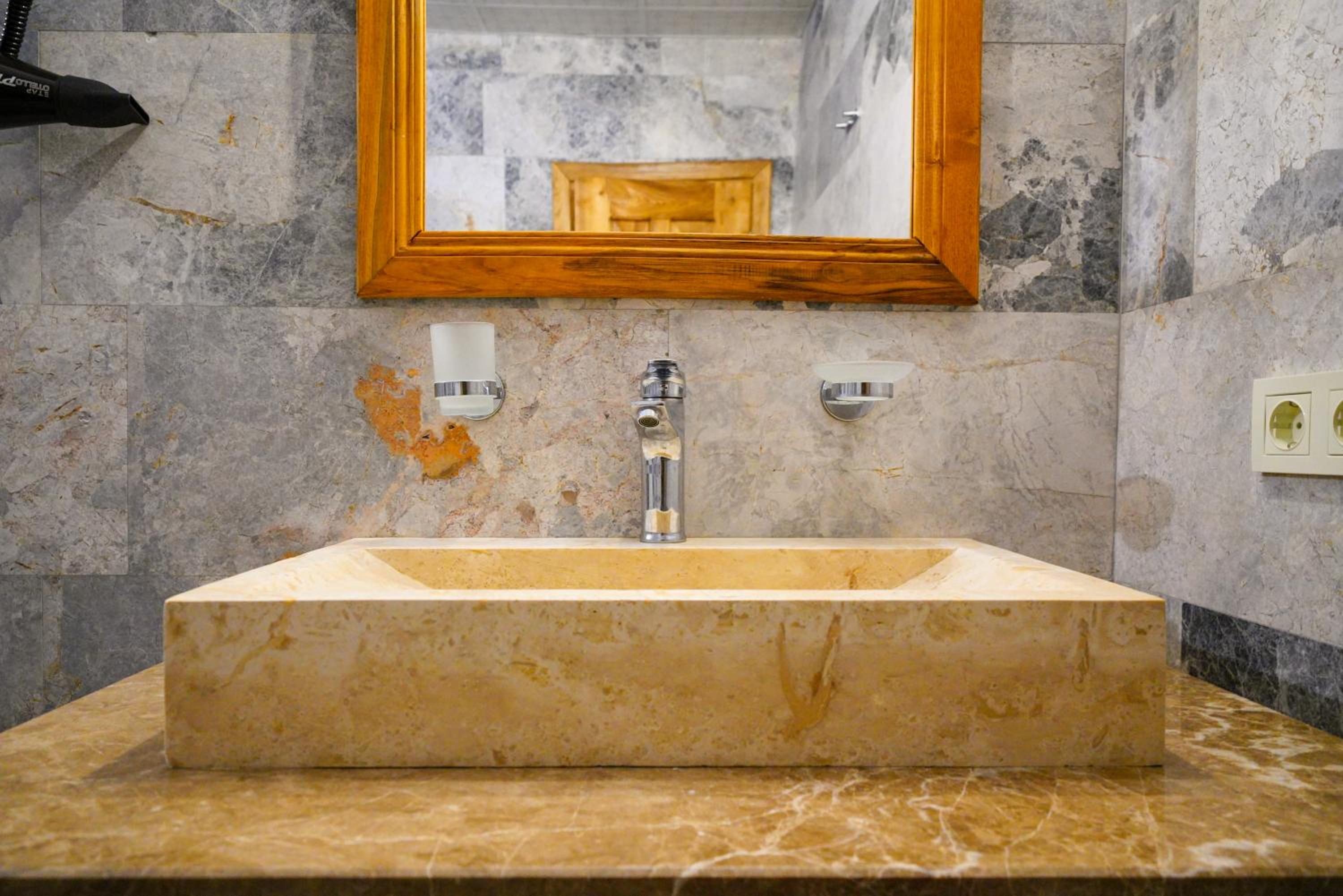 Cave Hotel Saksagan - Image 14