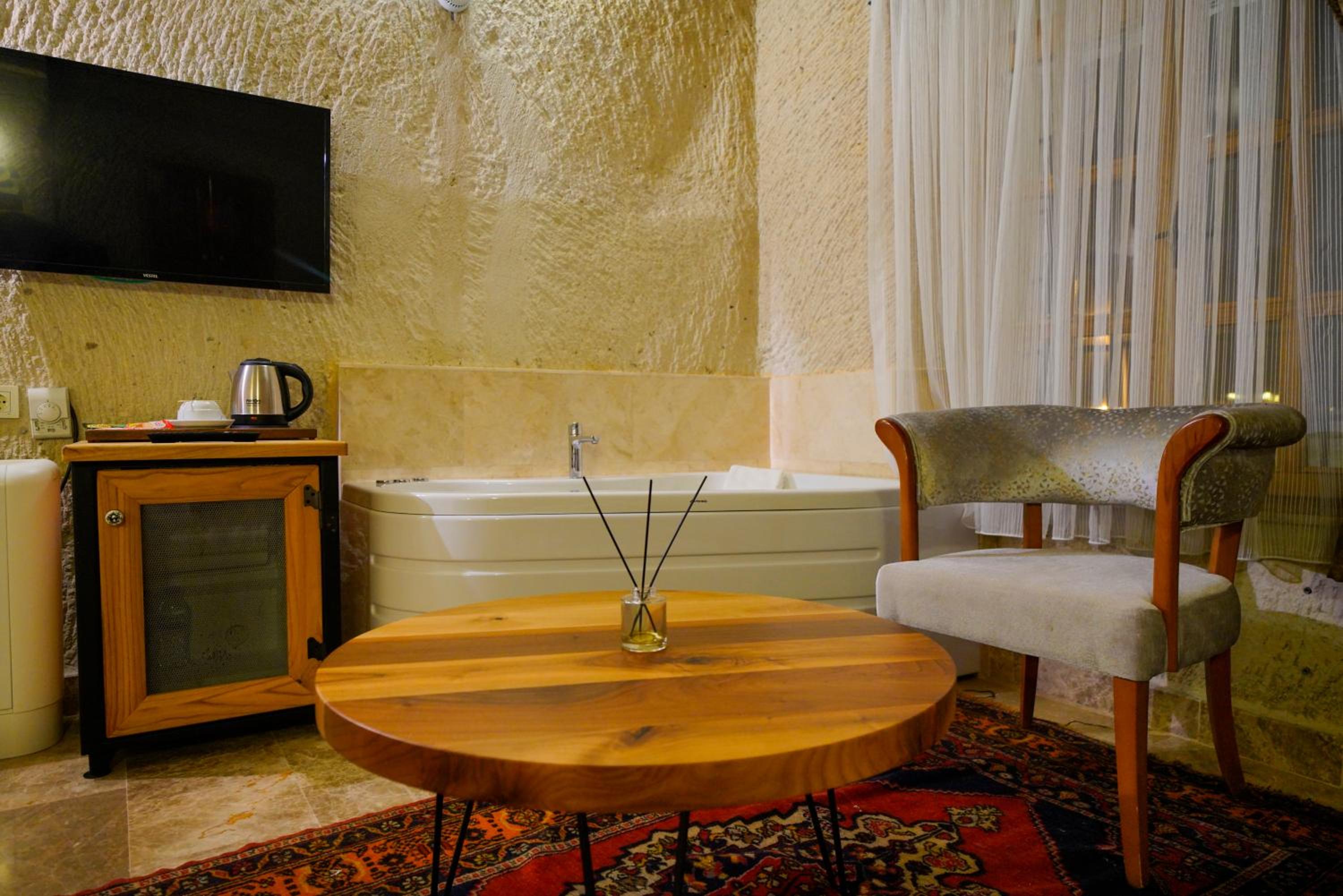 Cave Hotel Saksagan - Image 30