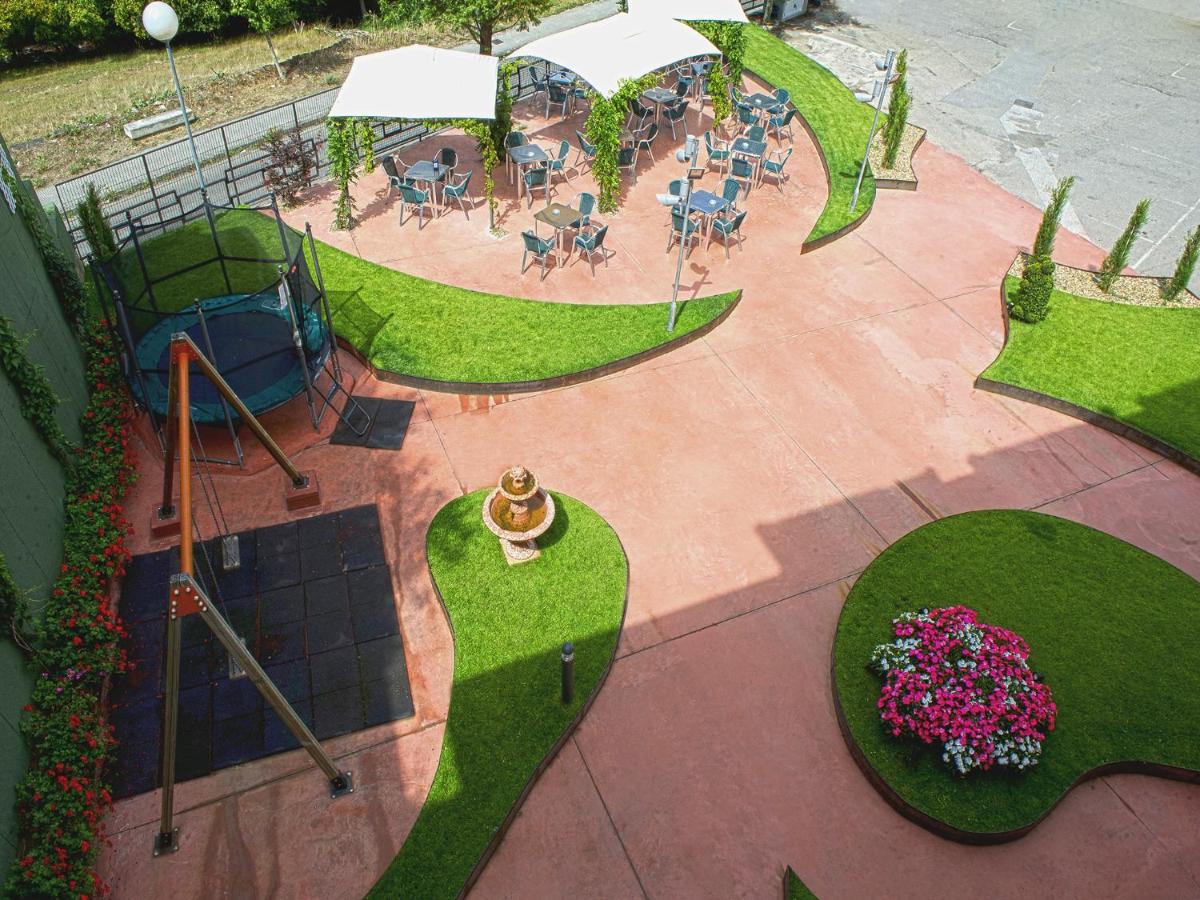 children's play area