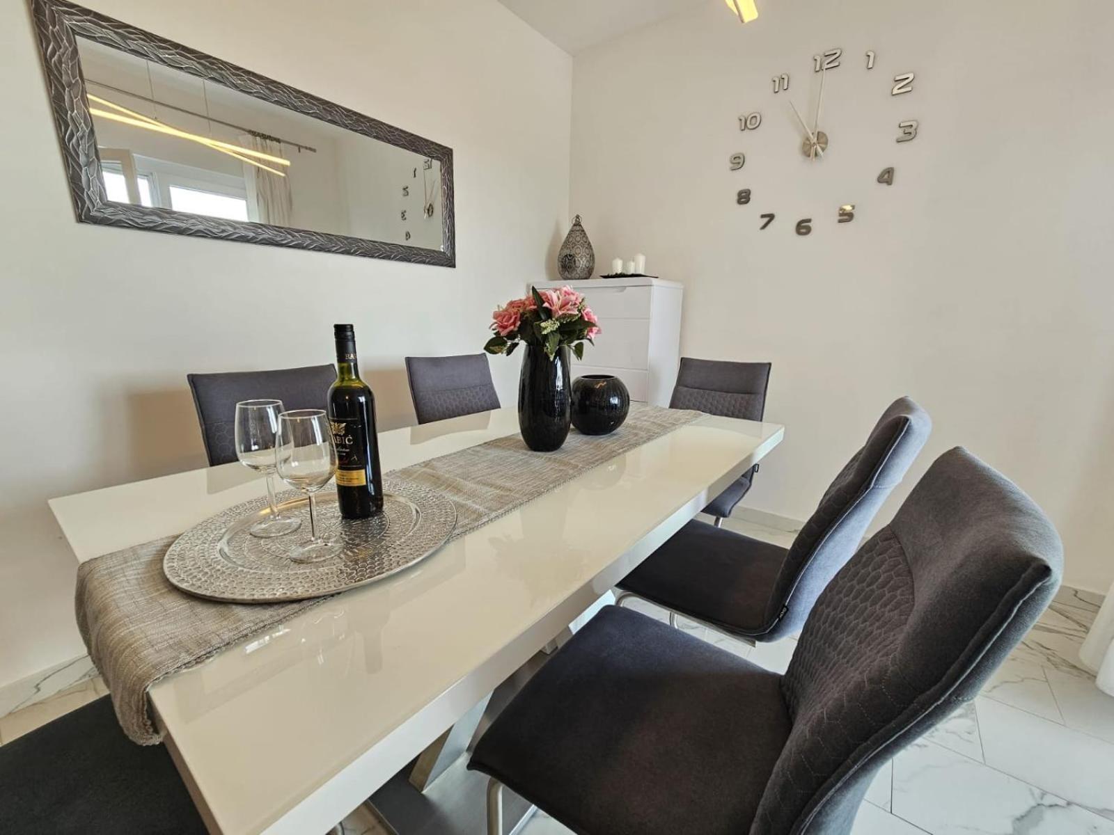 APARTMAN MILA