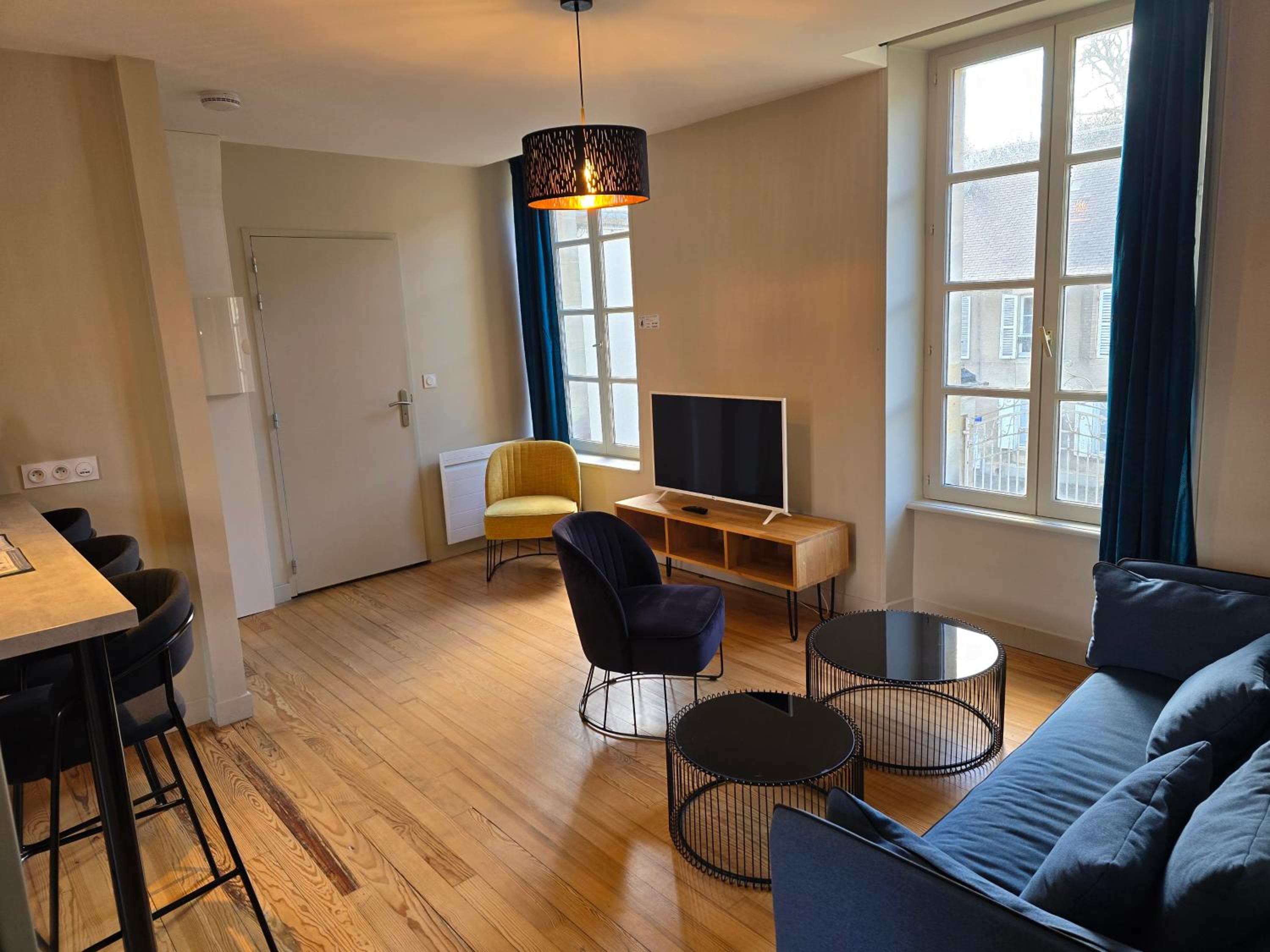 Au Loup Historic Apartments, photo 49