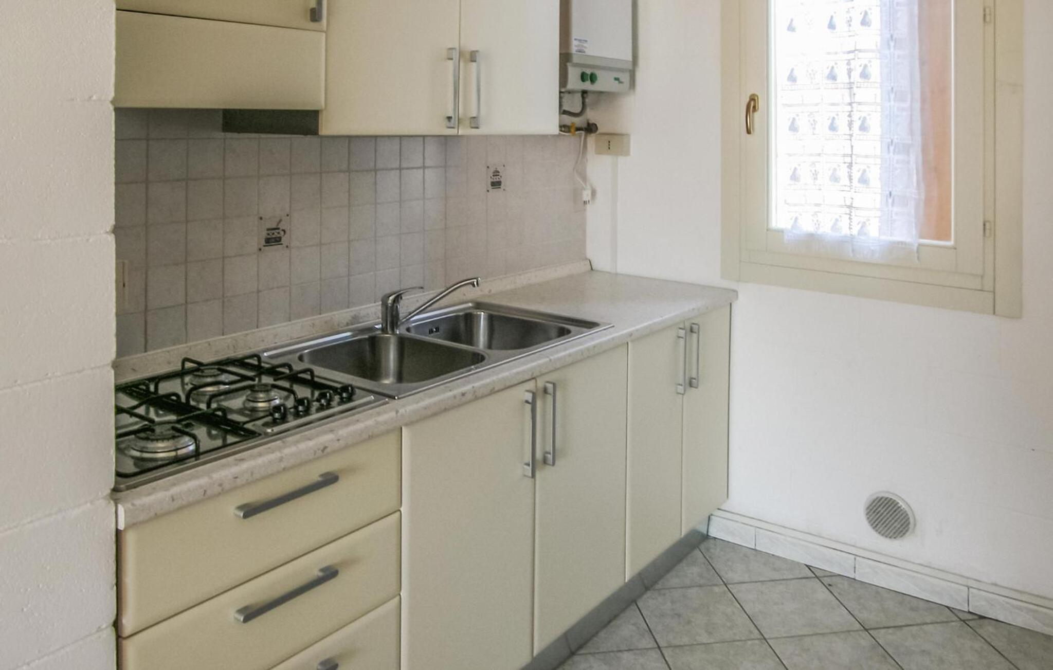 Pet Friendly Apartment photo 4