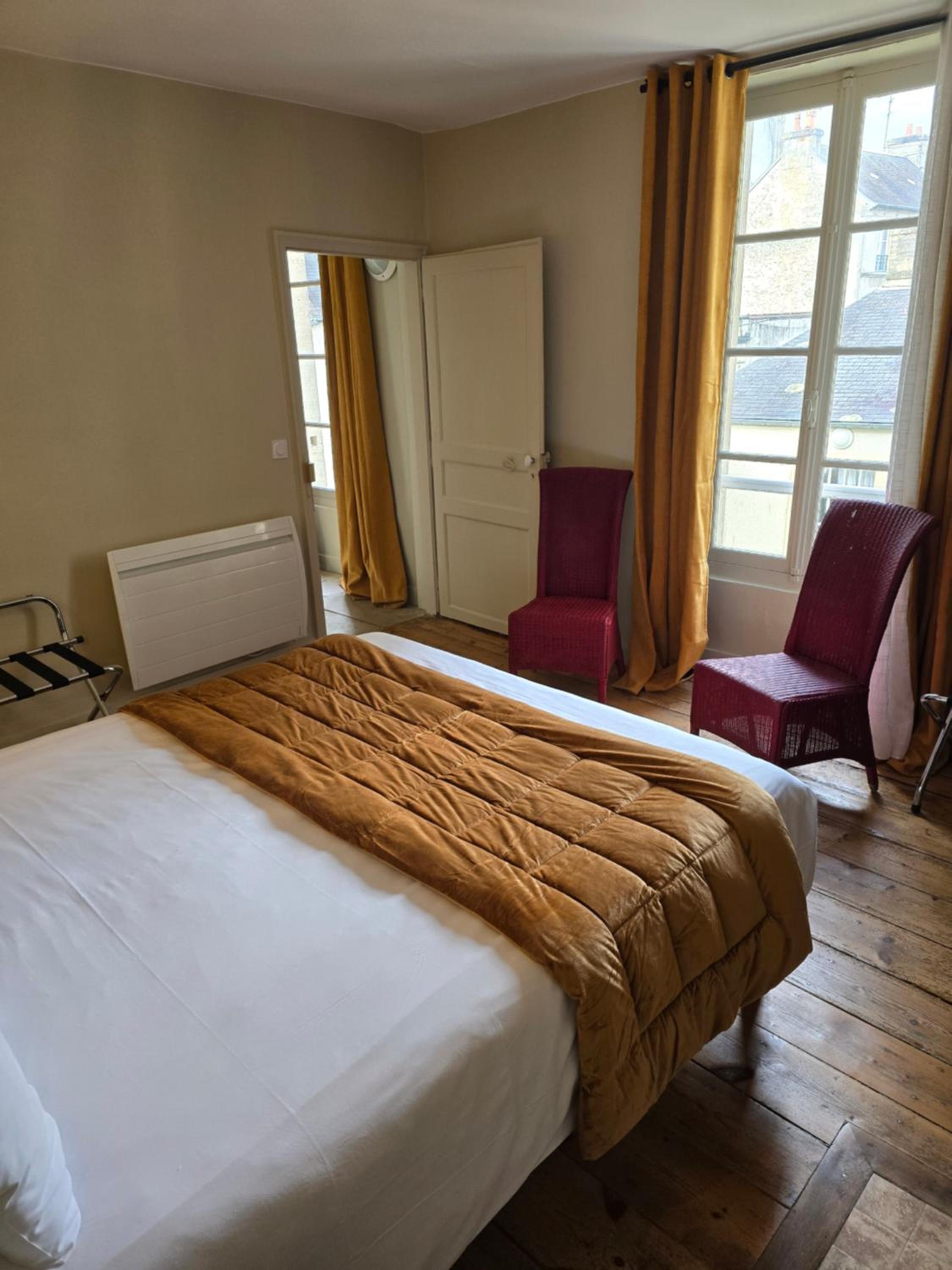 Au Loup Historic Apartments, photo 50